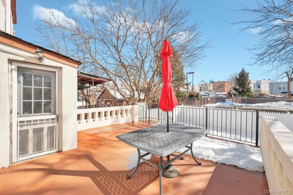 Single Family Eliot  Queens, NY 11379, MLS-970112-6