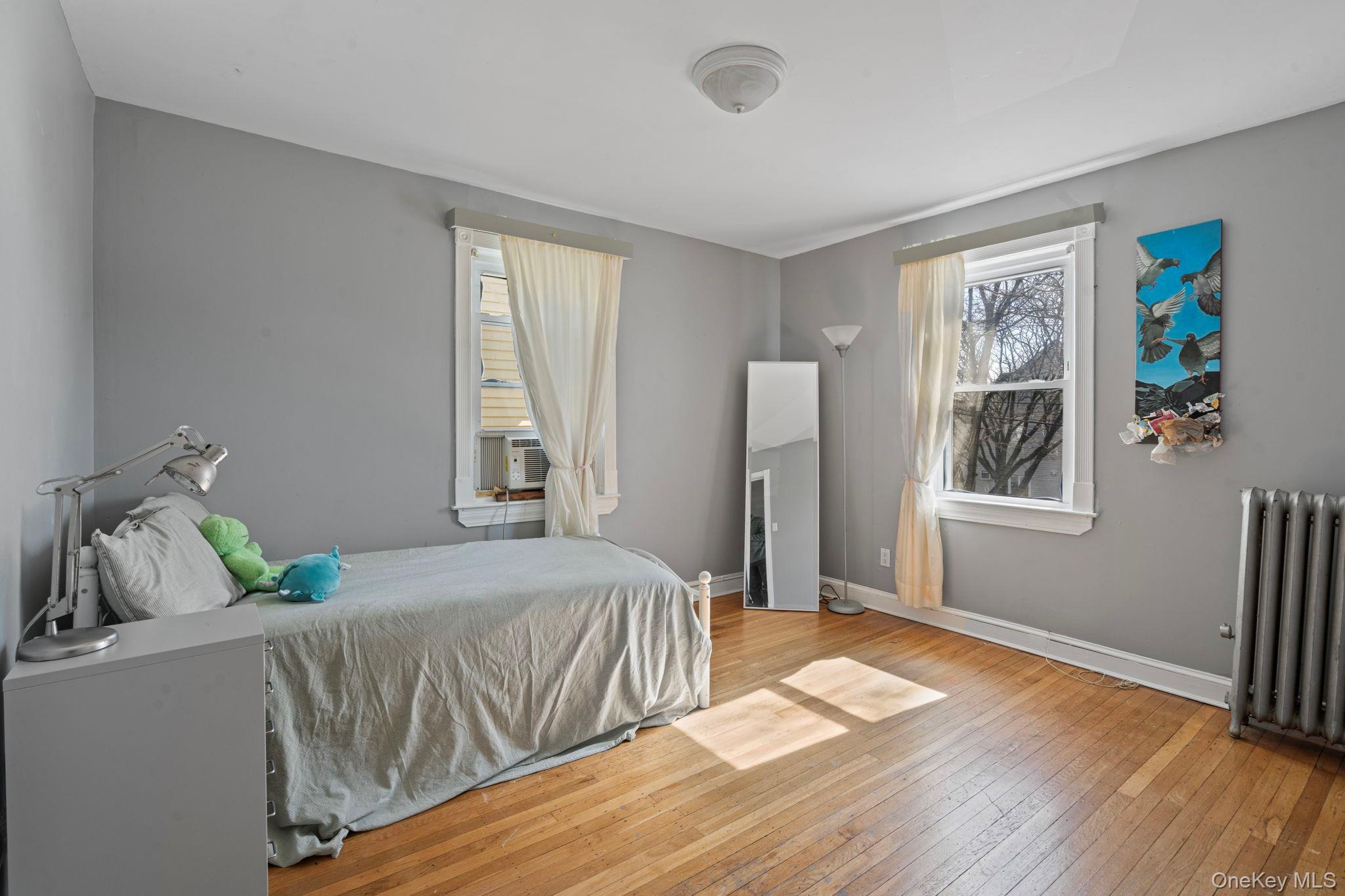 Single Family 88th  Queens, NY 11426, MLS-970124-20