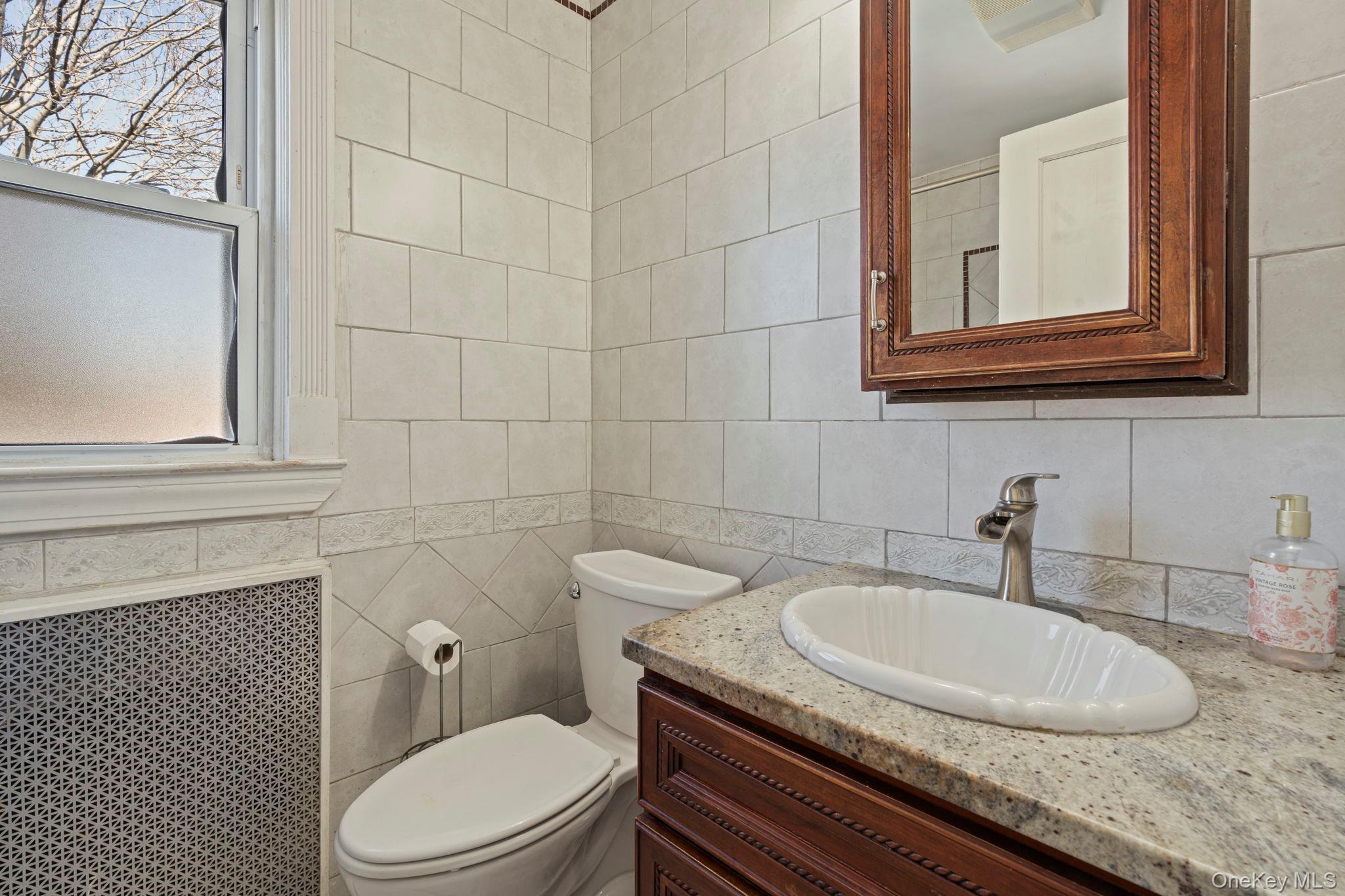 Single Family 88th  Queens, NY 11426, MLS-970124-23