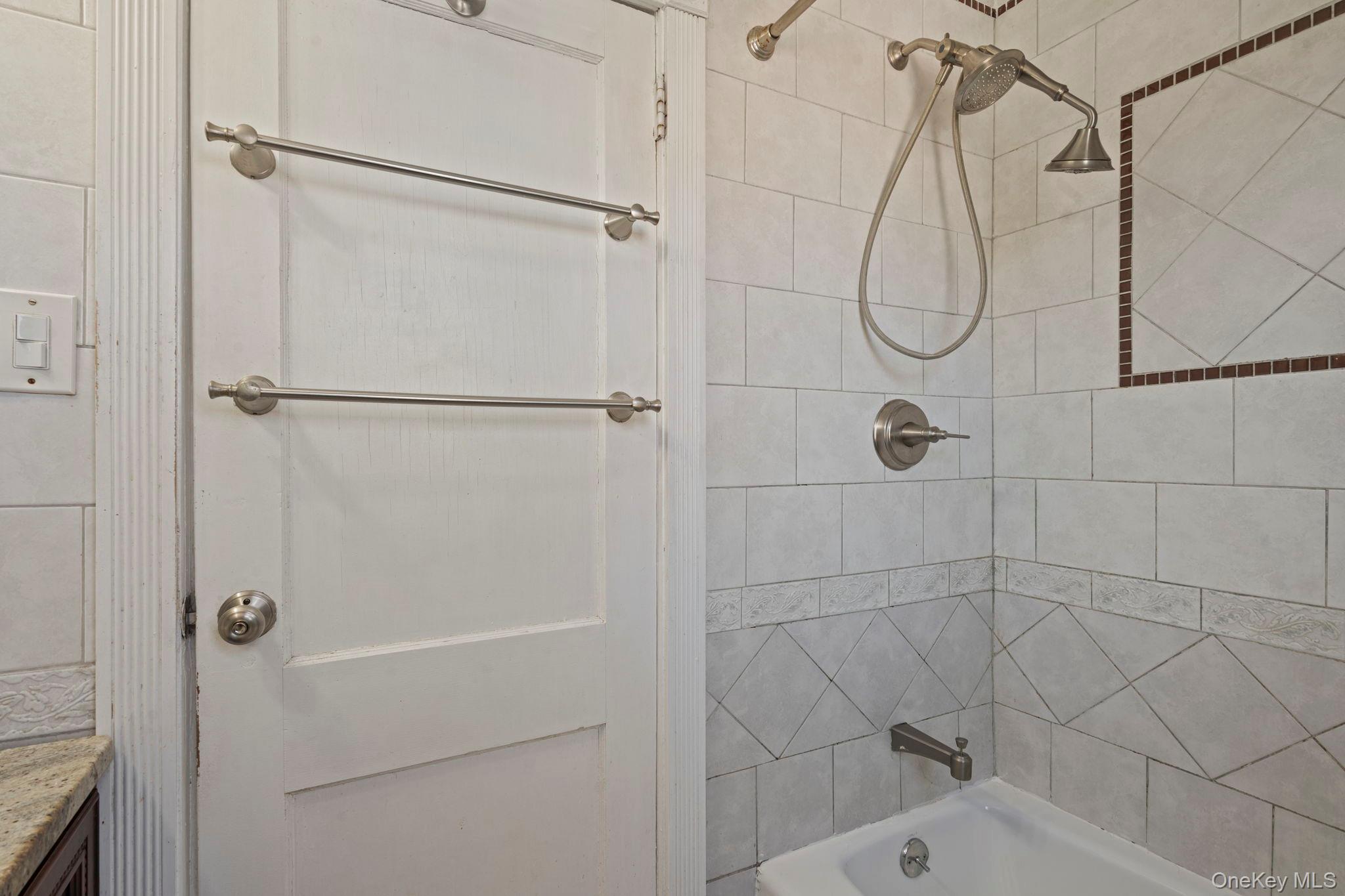 Single Family 88th  Queens, NY 11426, MLS-970124-24