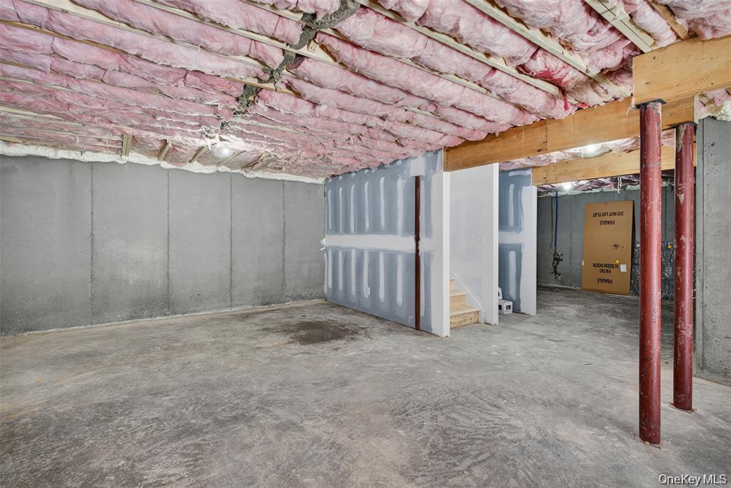 Single Family Kirbytown  Orange County, NY 10940, MLS-970130-34