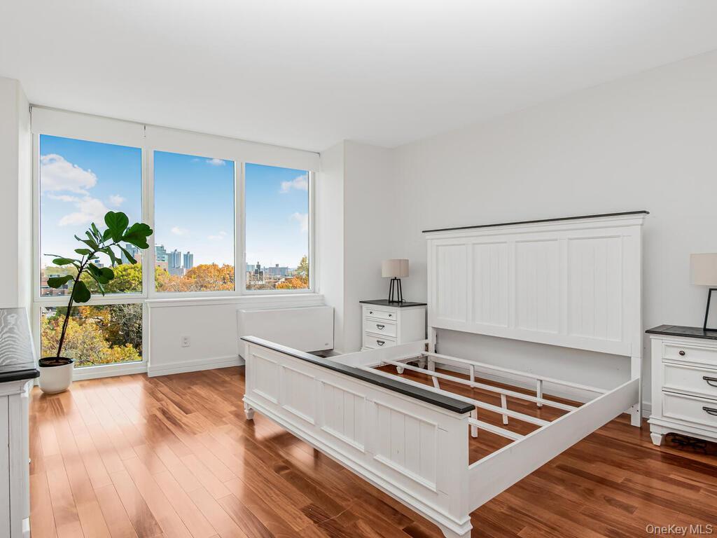 Condo 237th  Bronx, NY 10463, MLS-970137-17