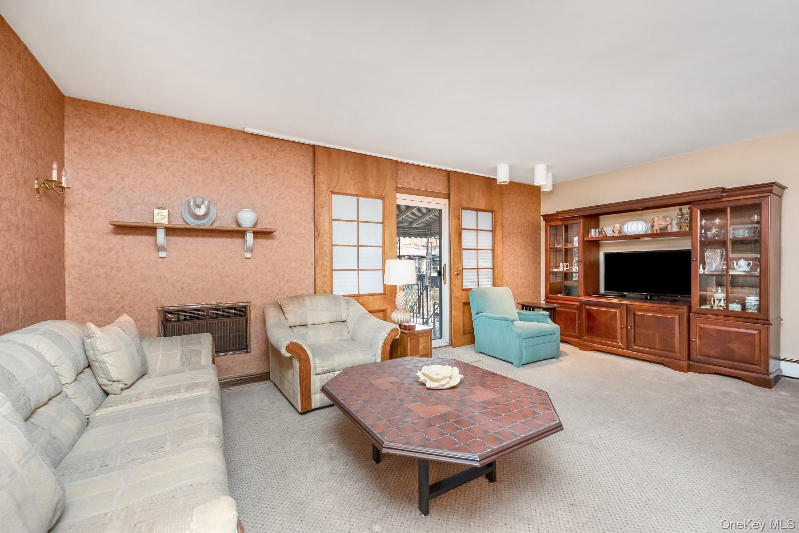 Single Family 61st Queens, NY 11379, MLS-970143-8