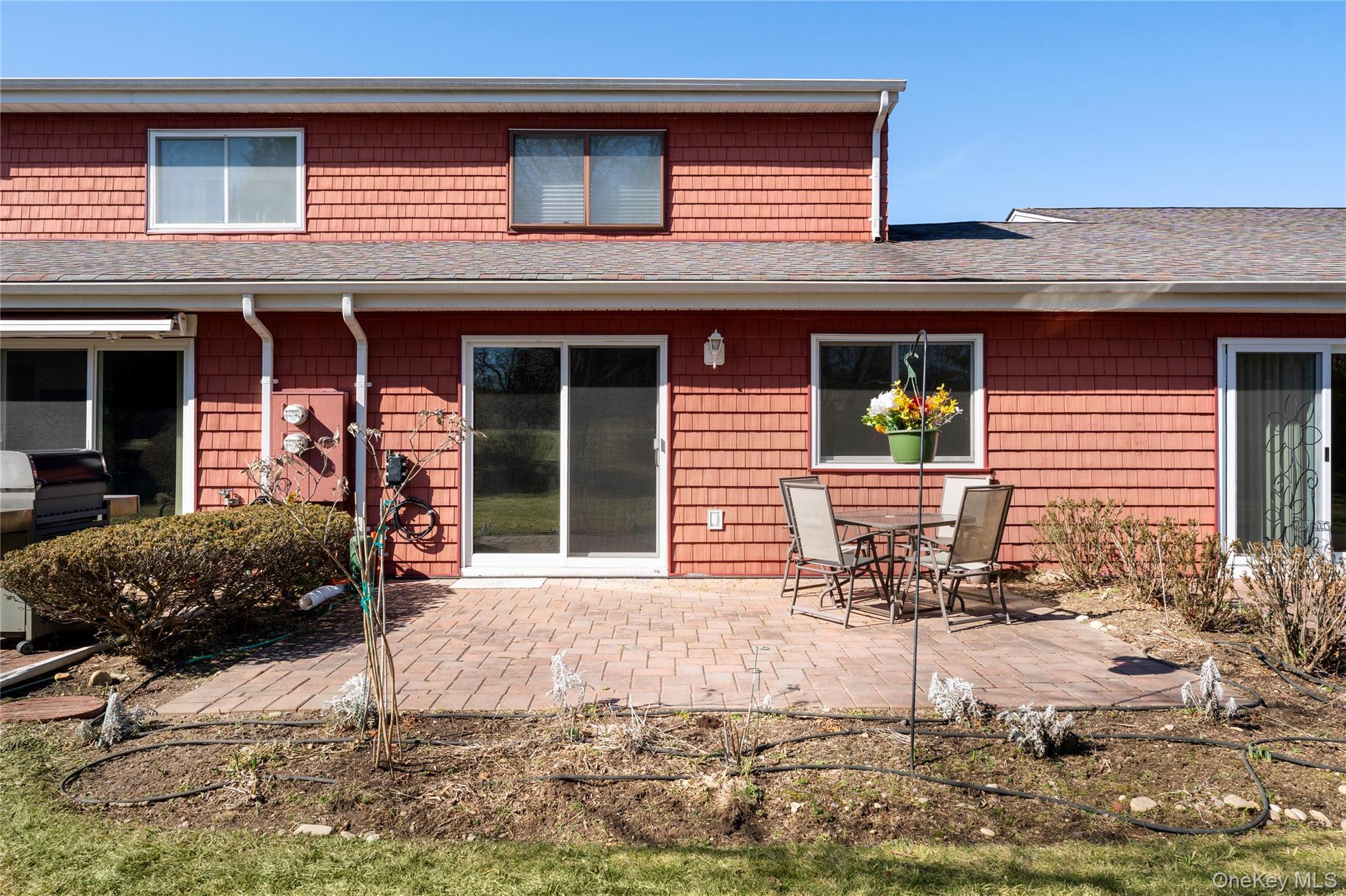 Condo Drew  Suffolk County, NY 11780, MLS-970144-14