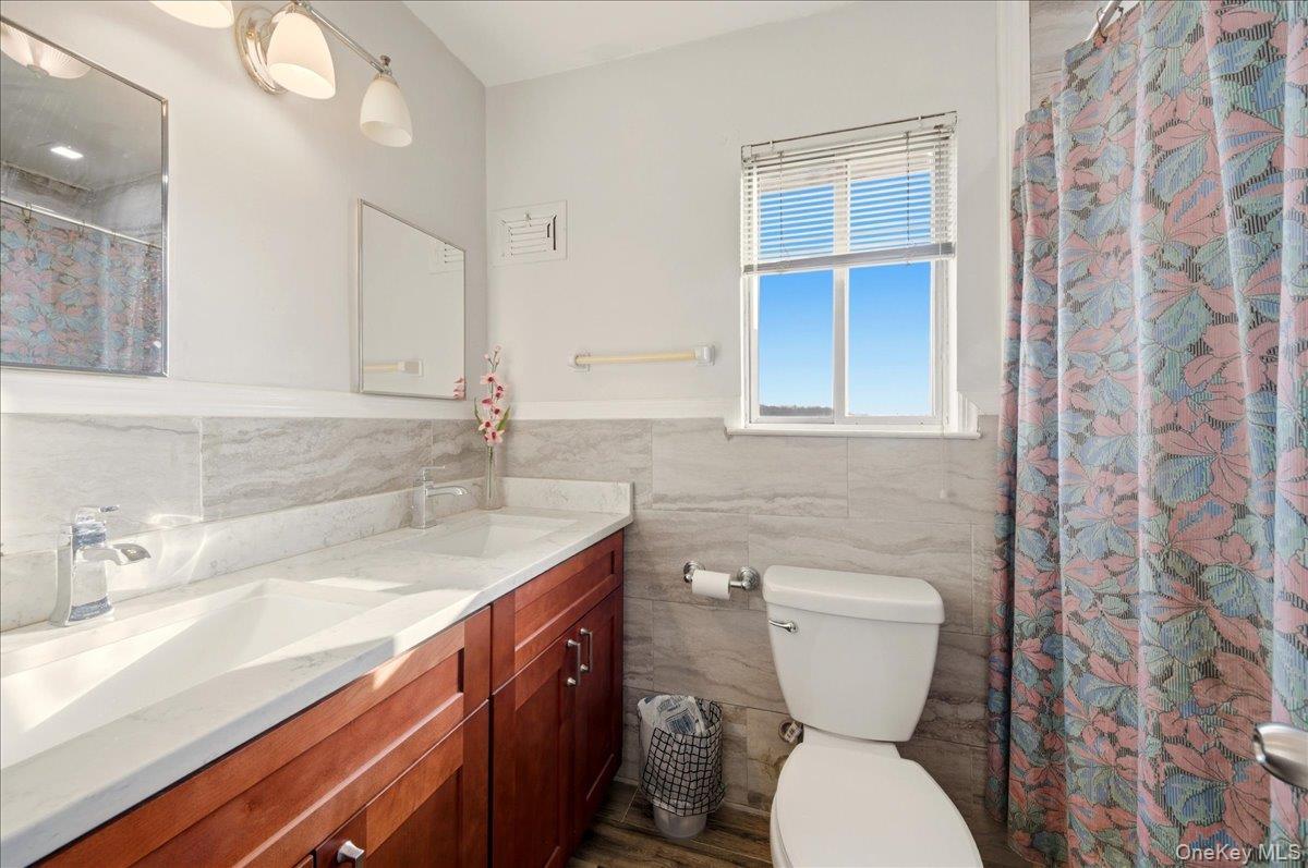 Single Family Skymeadow  Westchester County, NY 10523, MLS-970149-15