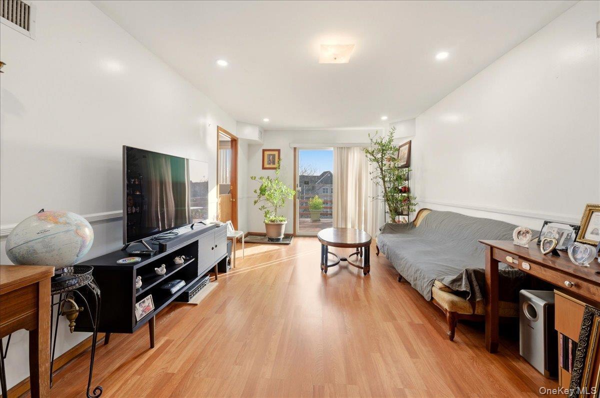 Single Family Skymeadow  Westchester County, NY 10523, MLS-970149-16