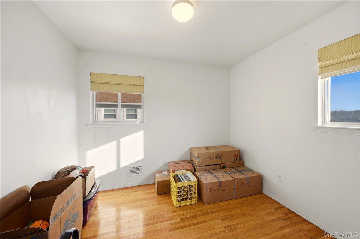 Single Family Skymeadow  Westchester County, NY 10523, MLS-970149-27