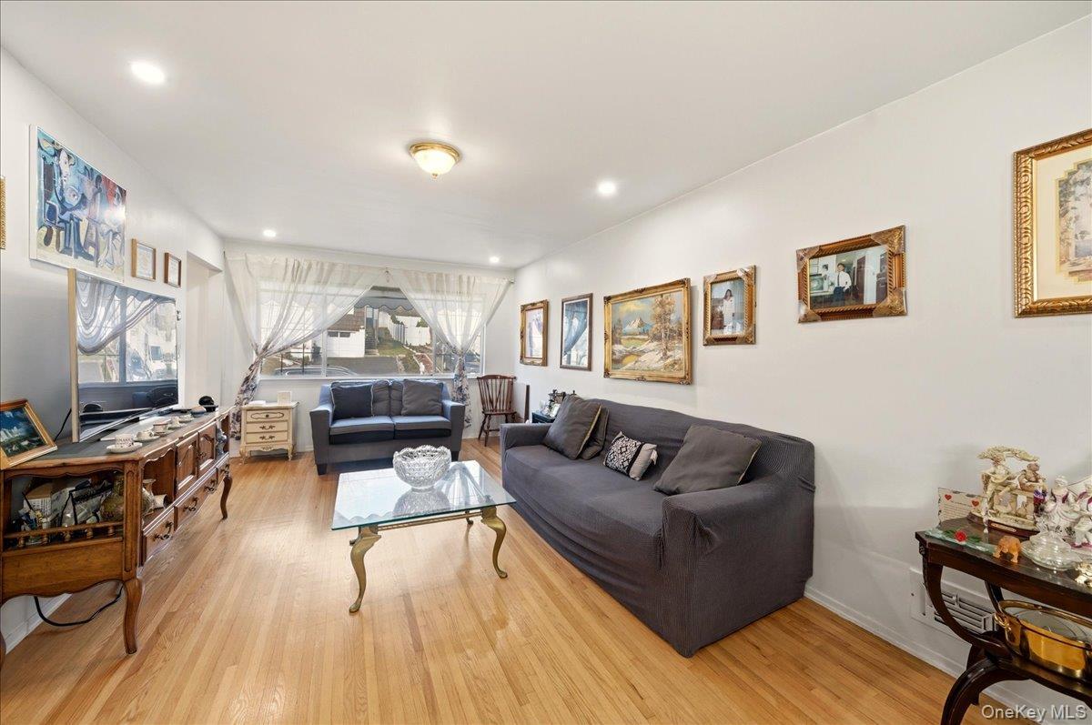 Single Family Skymeadow  Westchester County, NY 10523, MLS-970149-5