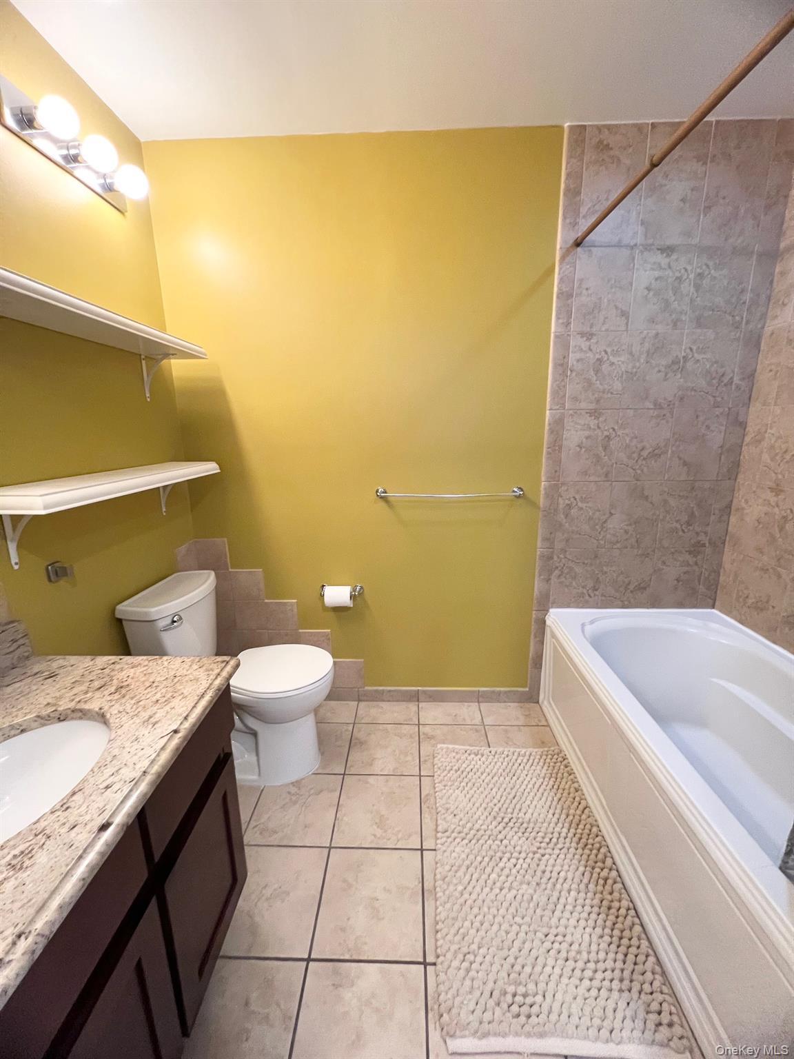 Condo Starr  Queens, NY 11385, MLS-970154-13