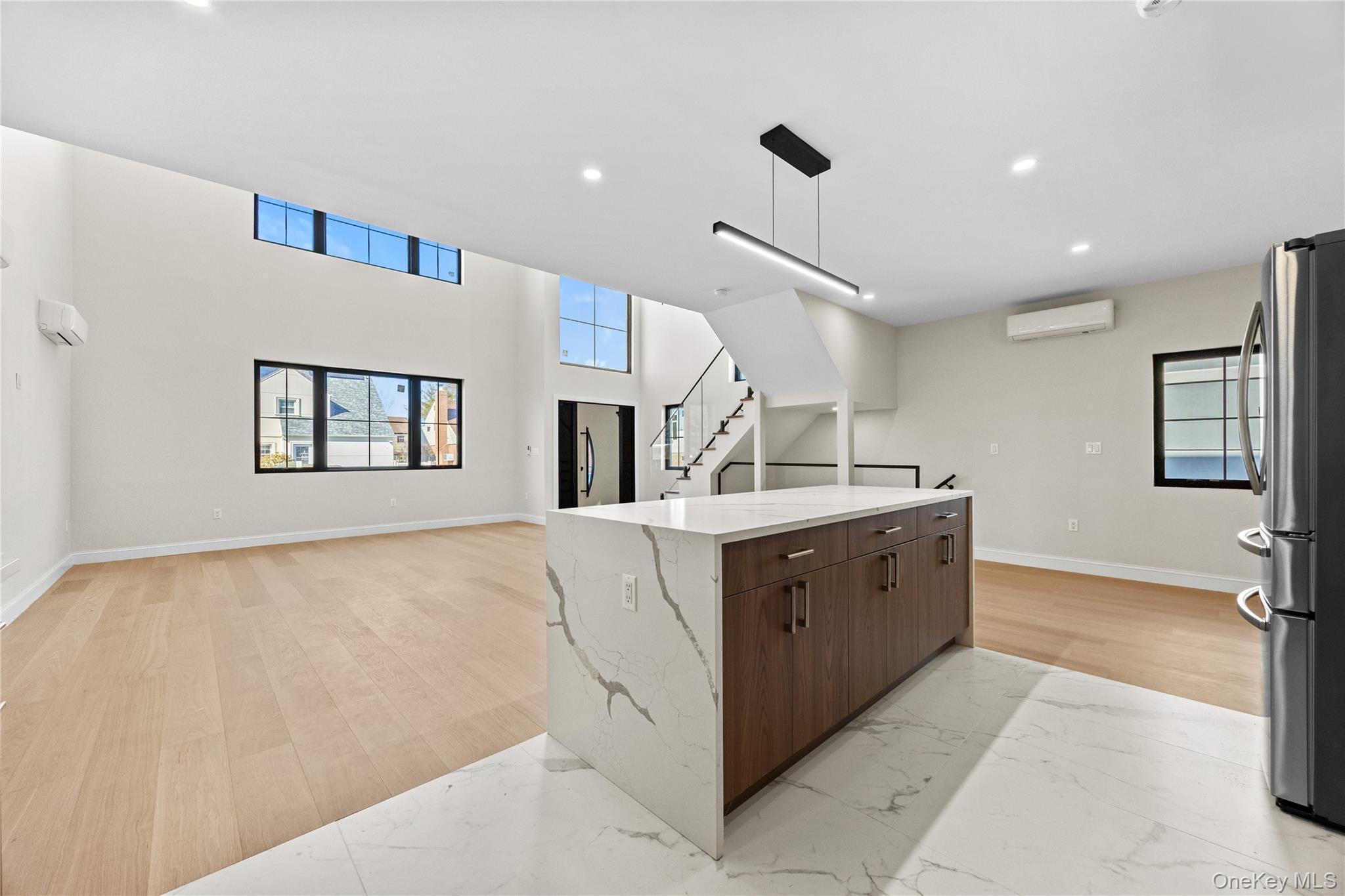 Single Family 175th  Queens, NY 11366, MLS-970183-15