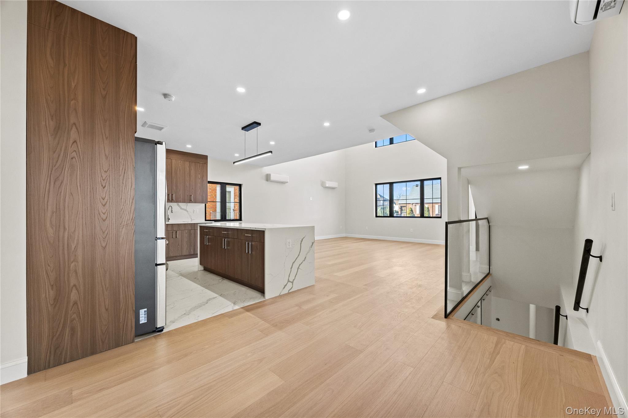 Single Family 175th  Queens, NY 11366, MLS-970183-16