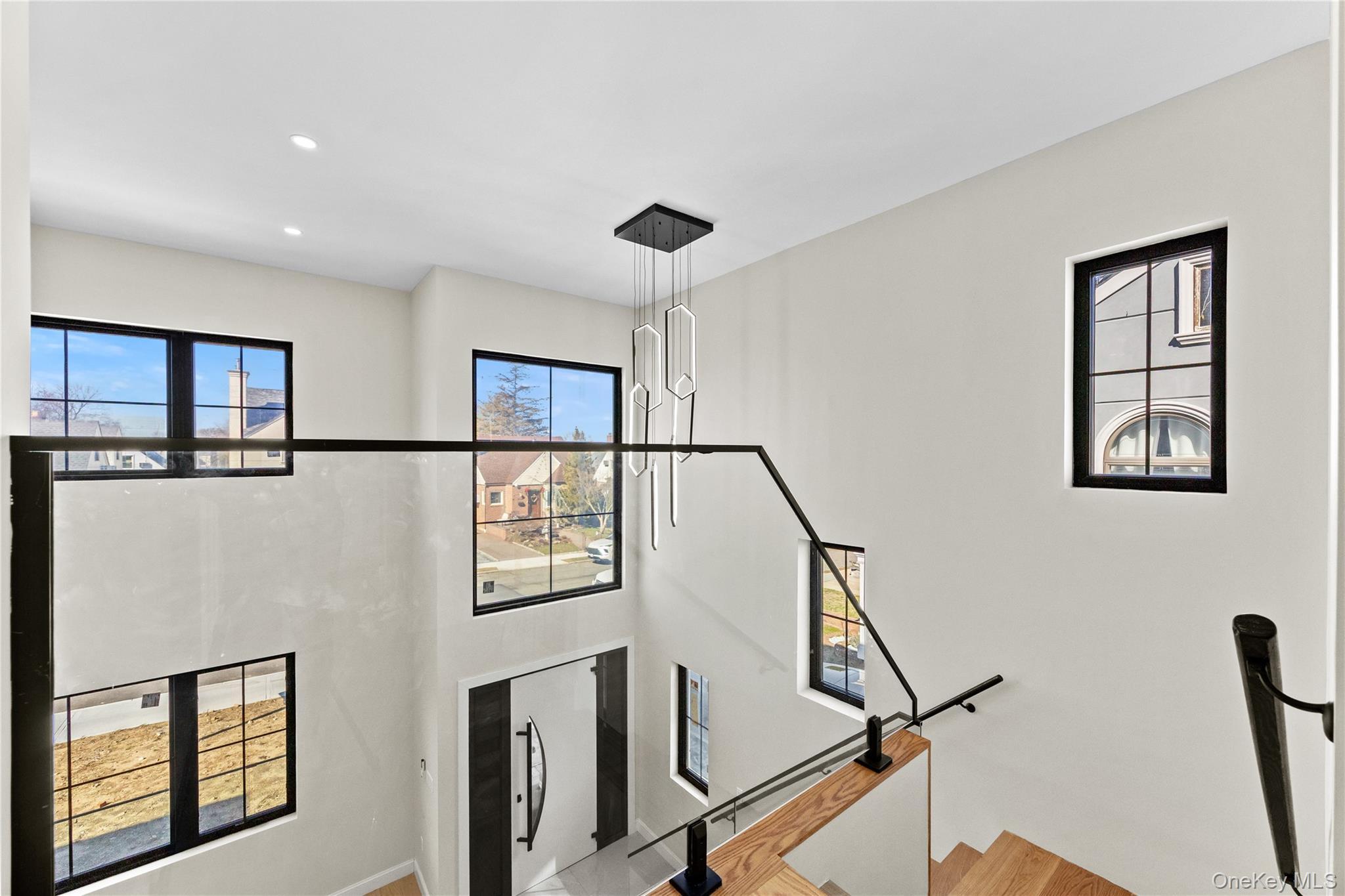 Single Family 175th  Queens, NY 11366, MLS-970183-21