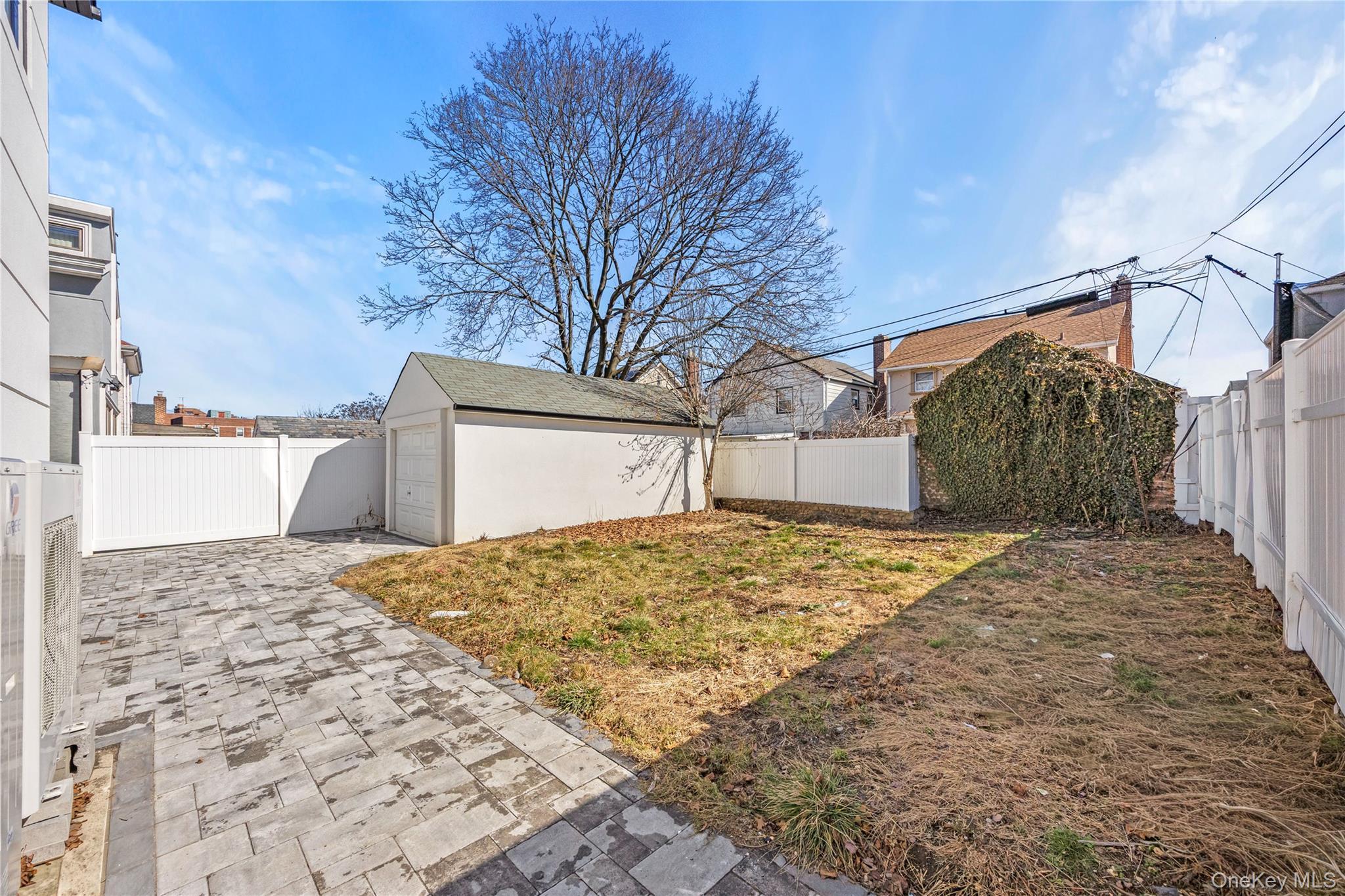 Single Family 175th  Queens, NY 11366, MLS-970183-38