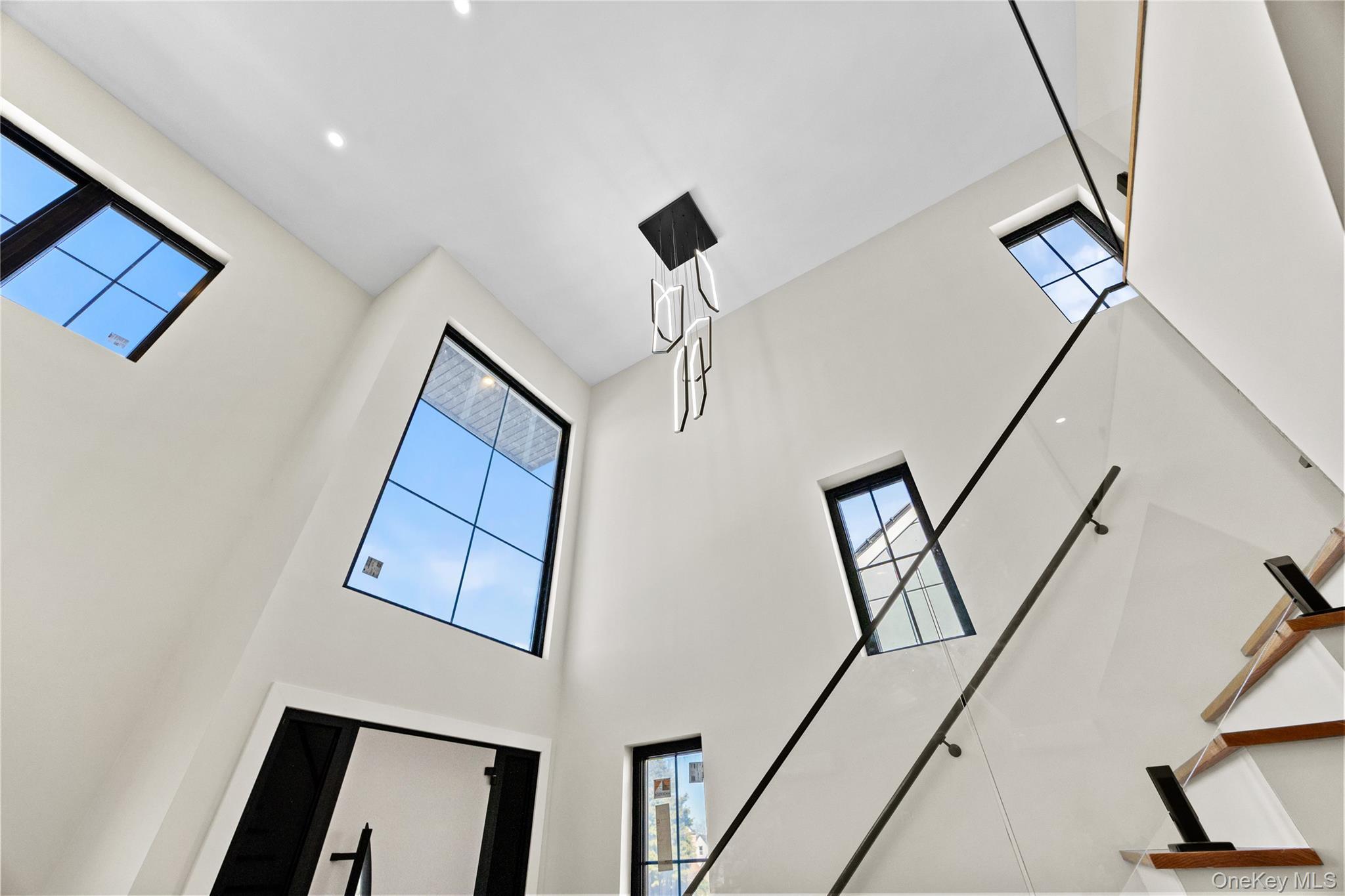 Single Family 175th  Queens, NY 11366, MLS-970183-9