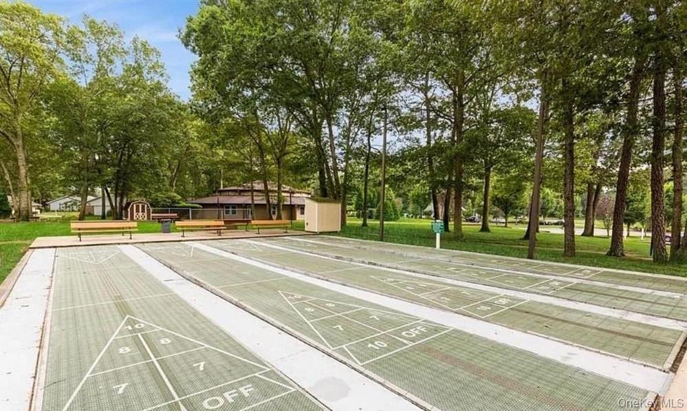 Condo Woodbridge  Suffolk County, NY 11961, MLS-970195-21