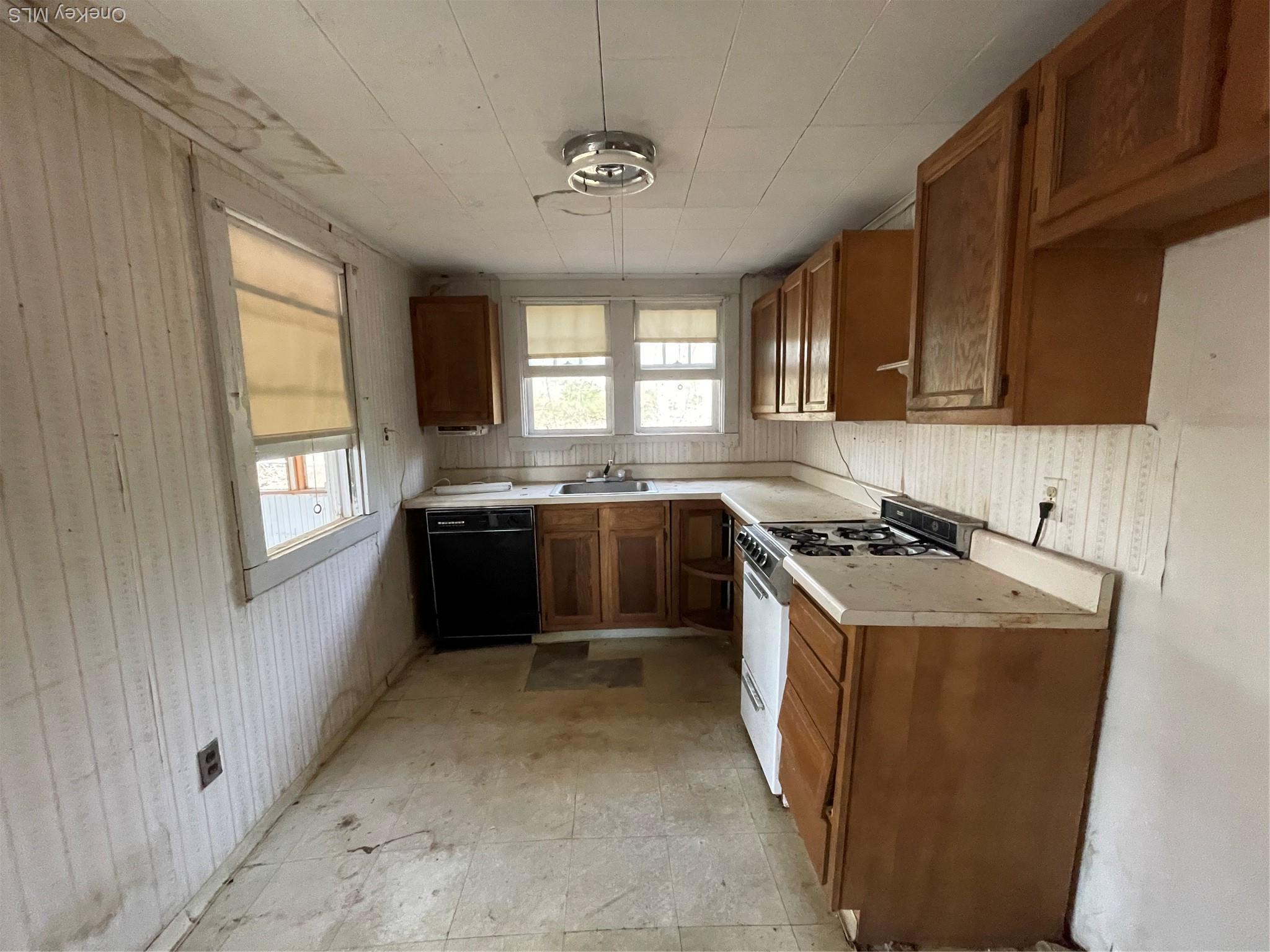 Single Family Maple  Sullivan County, NY 12790, MLS-970206-4