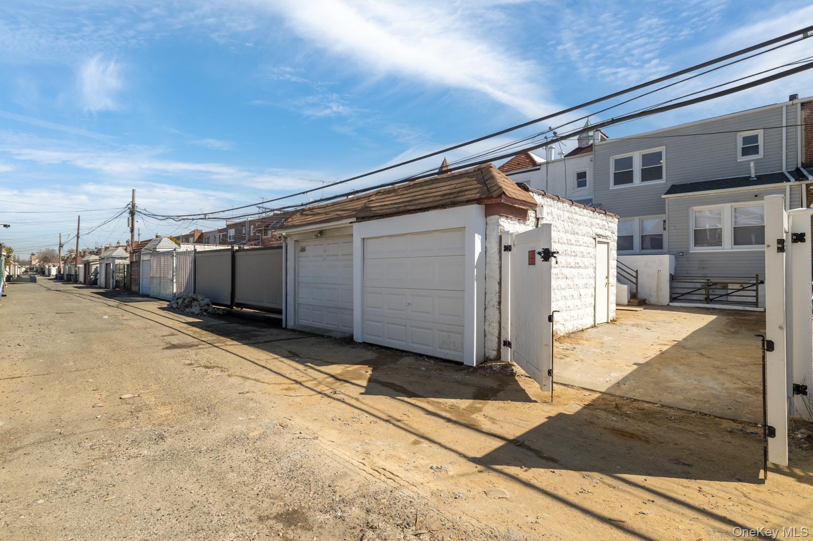 Single Family 225th Queens, NY 11413, MLS-970207-13