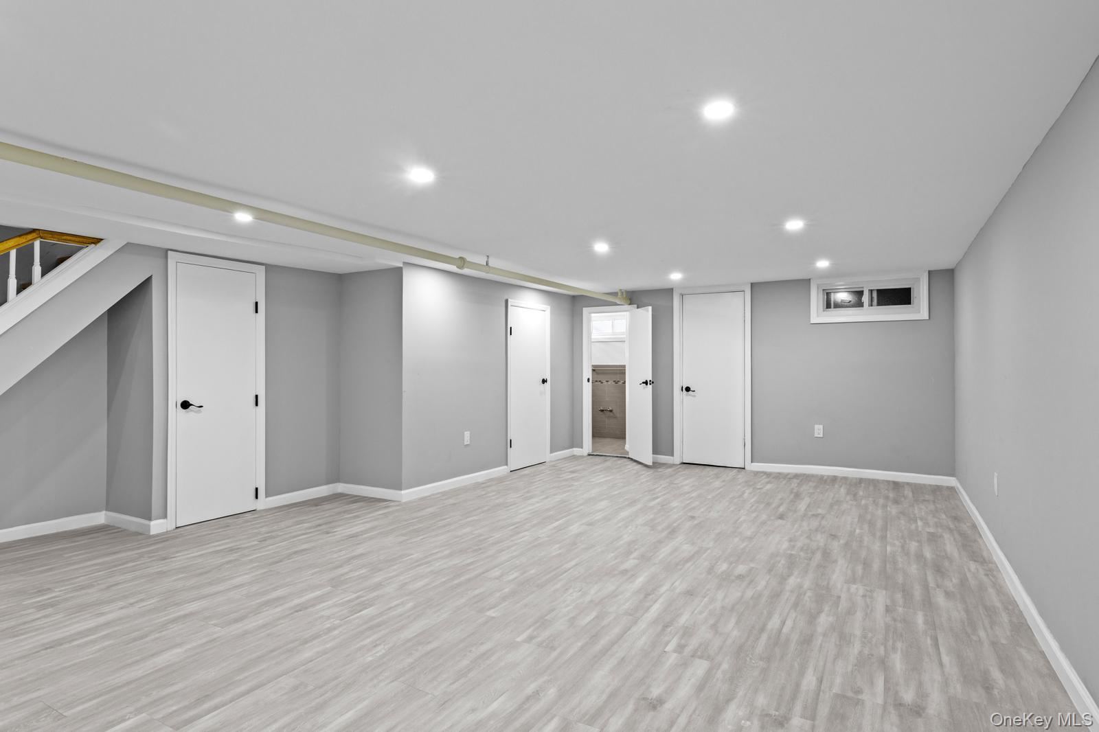 Single Family 225th Queens, NY 11413, MLS-970207-15