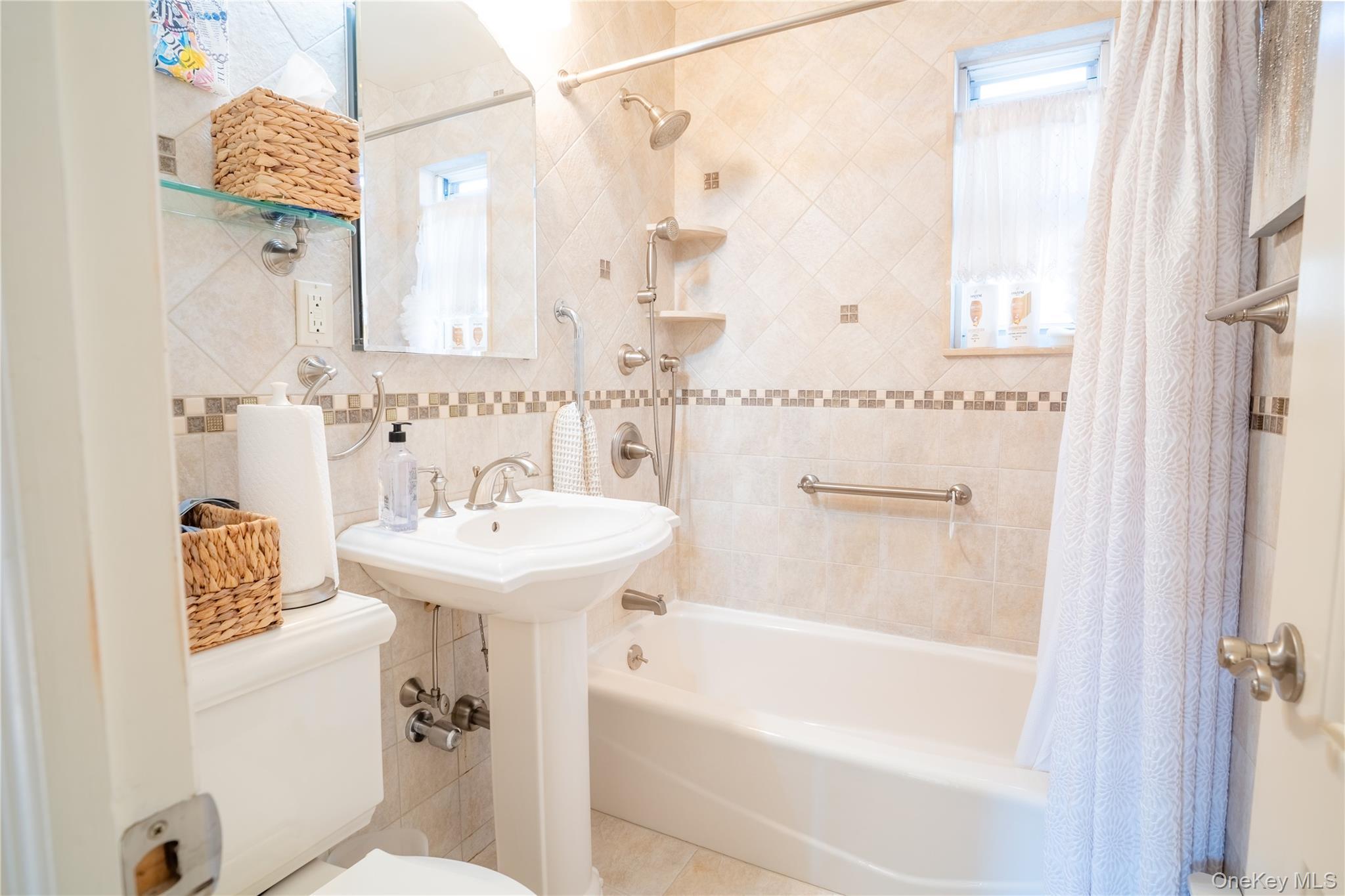 Coop 60  Queens, NY 11362, MLS-970213-23