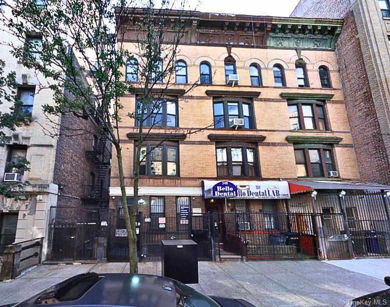 Single Family 188th  Manhattan, NY 10040, MLS-970226-12