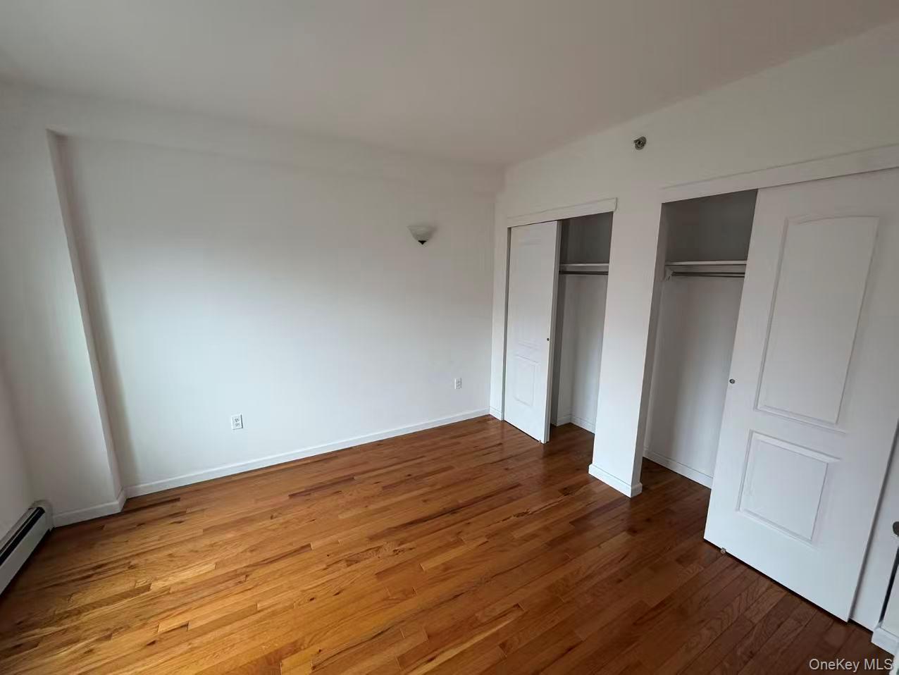 Condo Parsons  Queens, NY 11365, MLS-970239-5