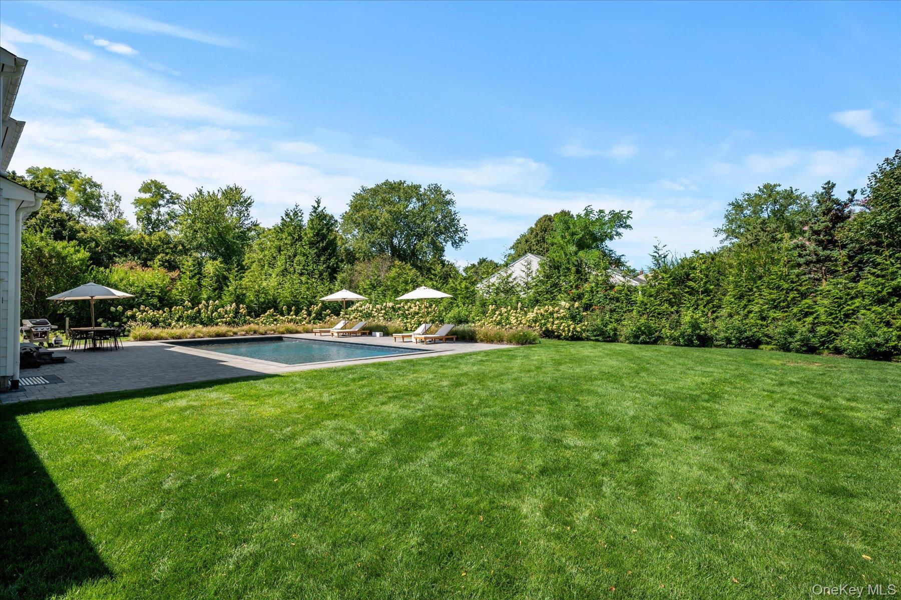 Single Family Sutton Place Suffolk County, NY 11944, MLS-970247-22