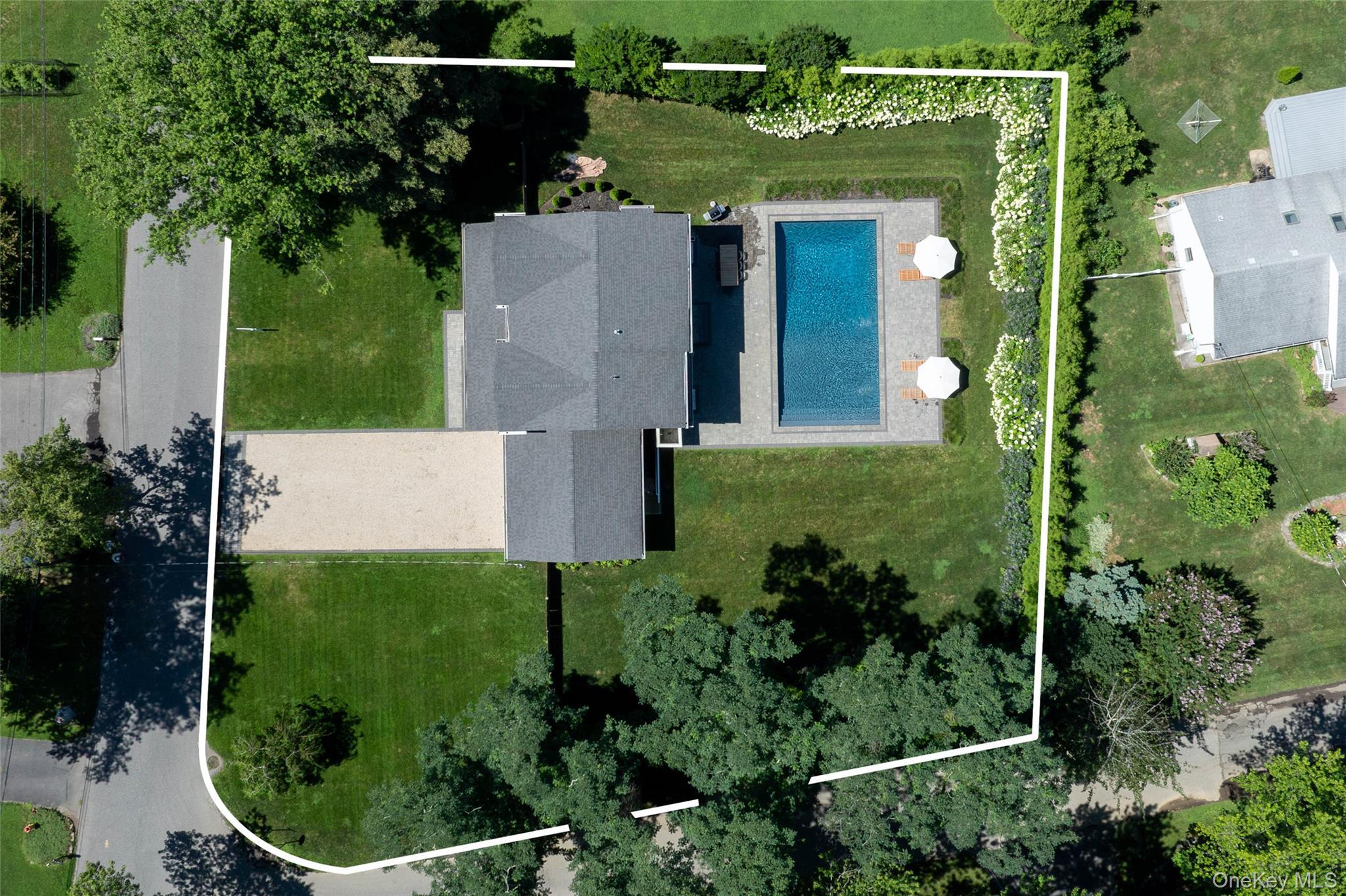 Single Family Sutton Place Suffolk County, NY 11944, MLS-970247-33