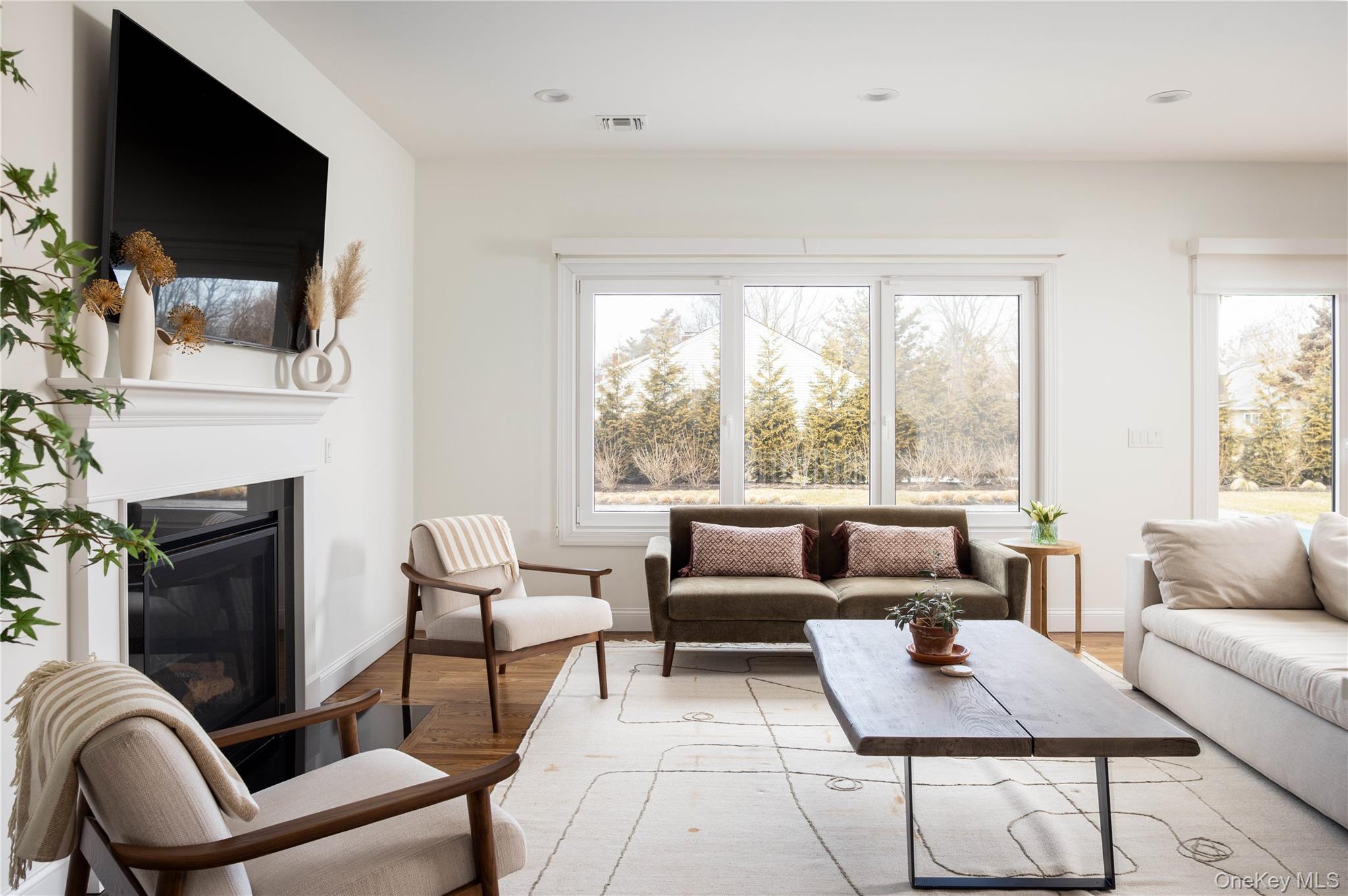 Single Family Sutton Place Suffolk County, NY 11944, MLS-970247-8