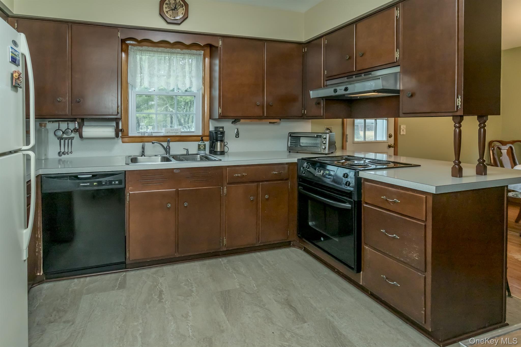 Single Family Belcher Orange County, NY 10990, MLS-970300-8