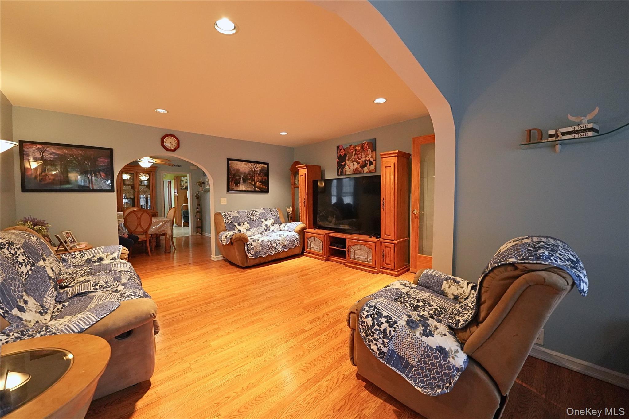 Single Family 62nd  Queens, NY 11379, MLS-970322-5