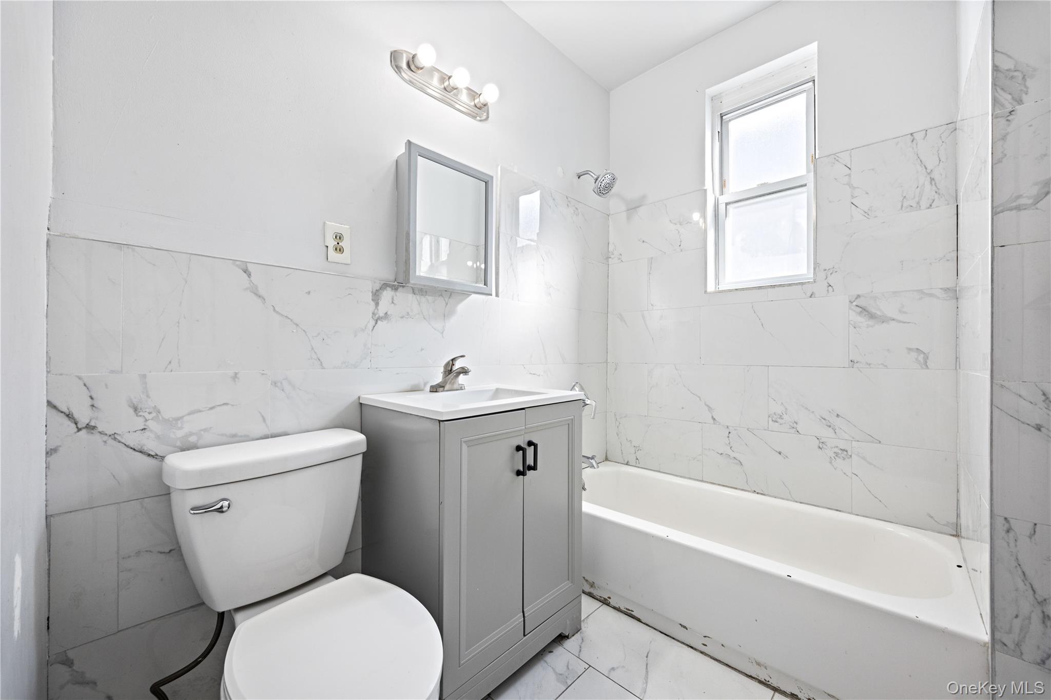 Single Family Saint Lawrence  Bronx, NY 10473, MLS-970323-31