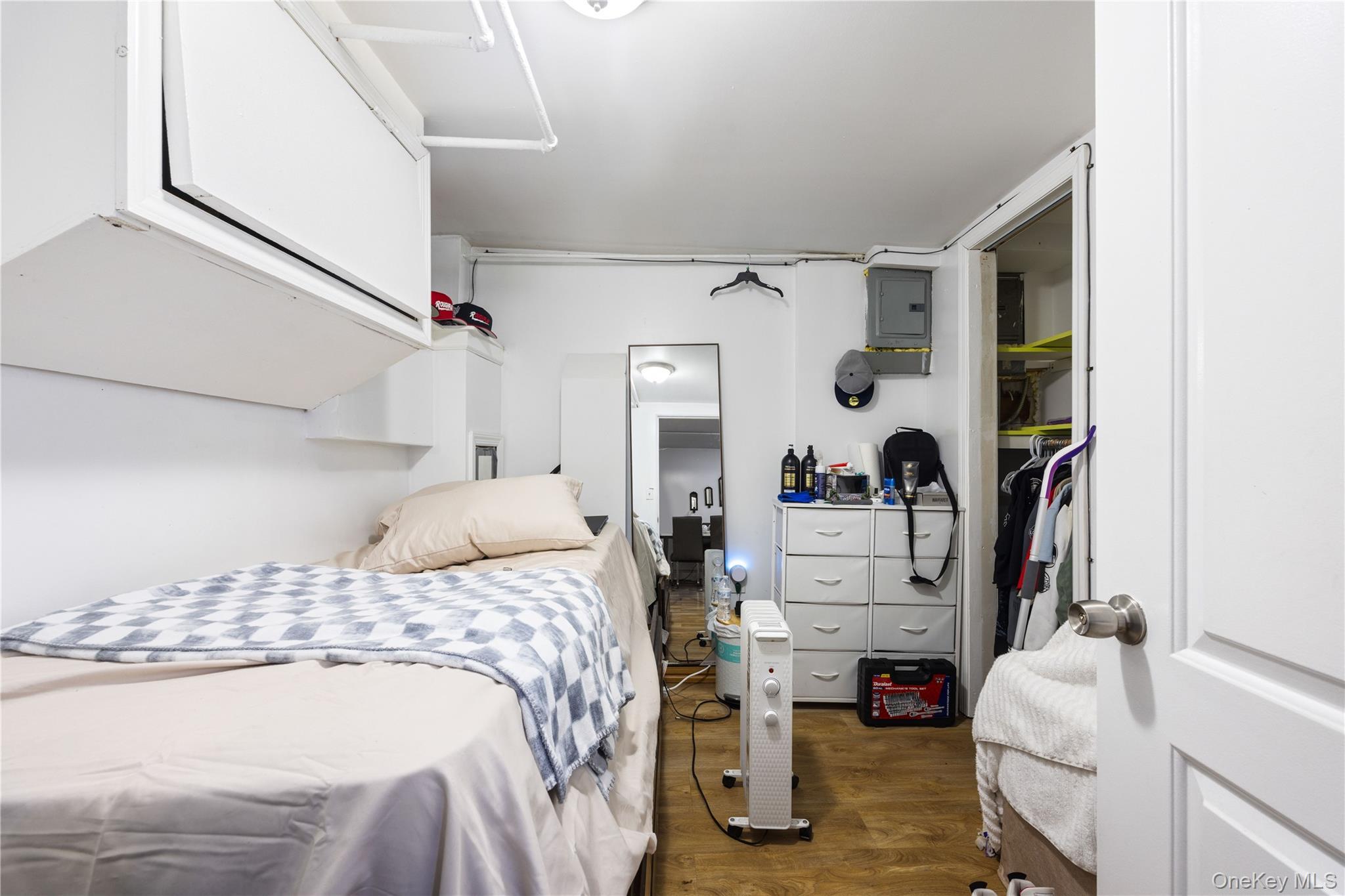 Single Family Saint Lawrence  Bronx, NY 10473, MLS-970323-38