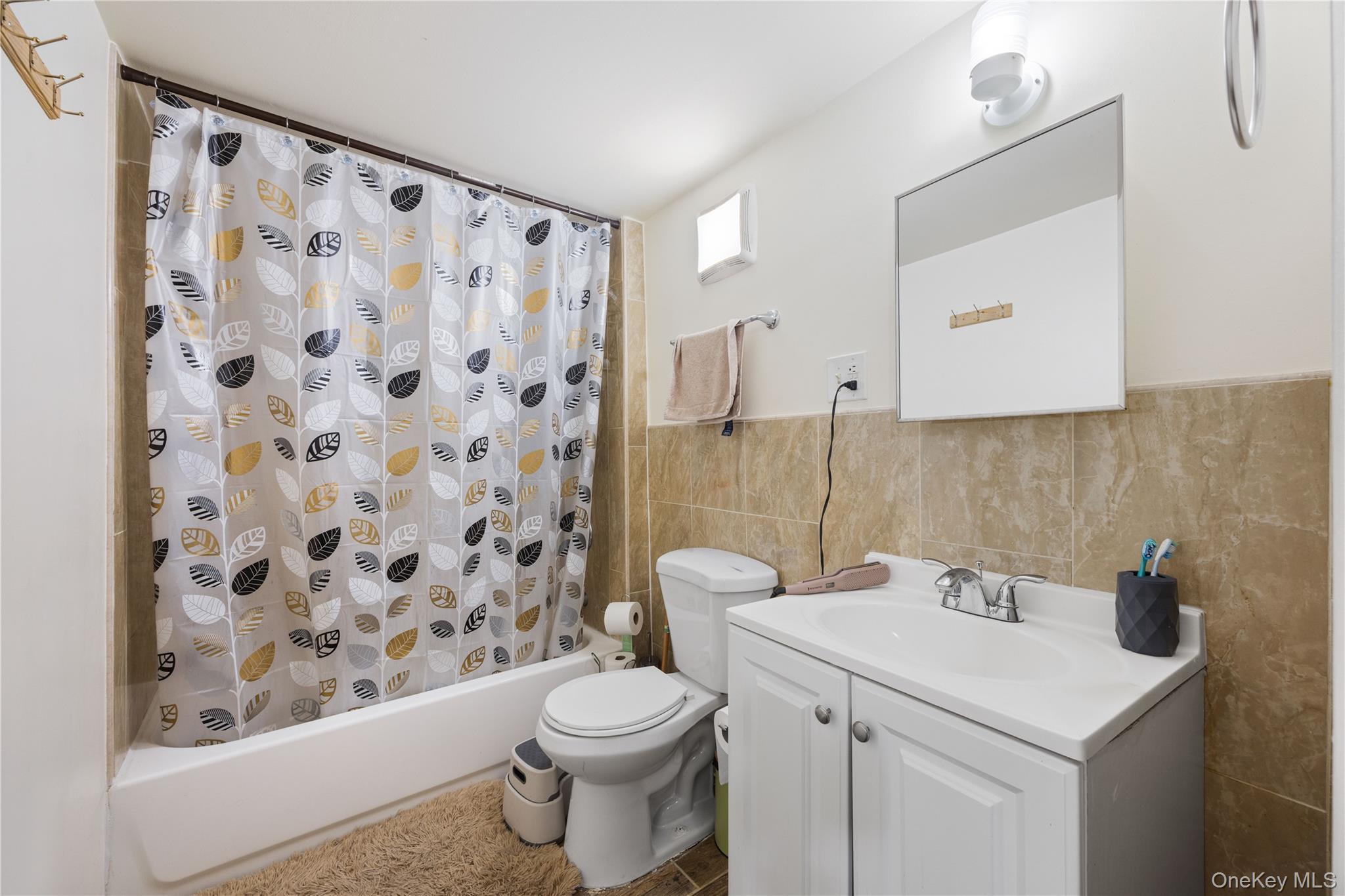 Single Family Saint Lawrence  Bronx, NY 10473, MLS-970323-39