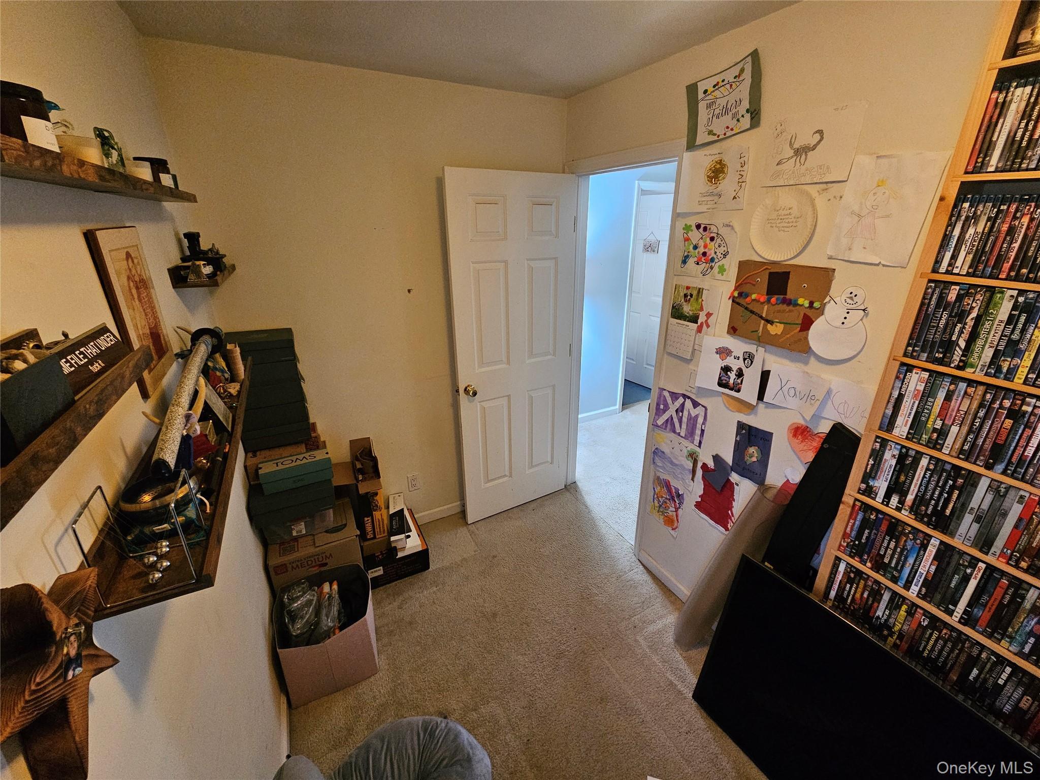 Single Family Peenpack  Orange County, NY 12780, MLS-970342-22