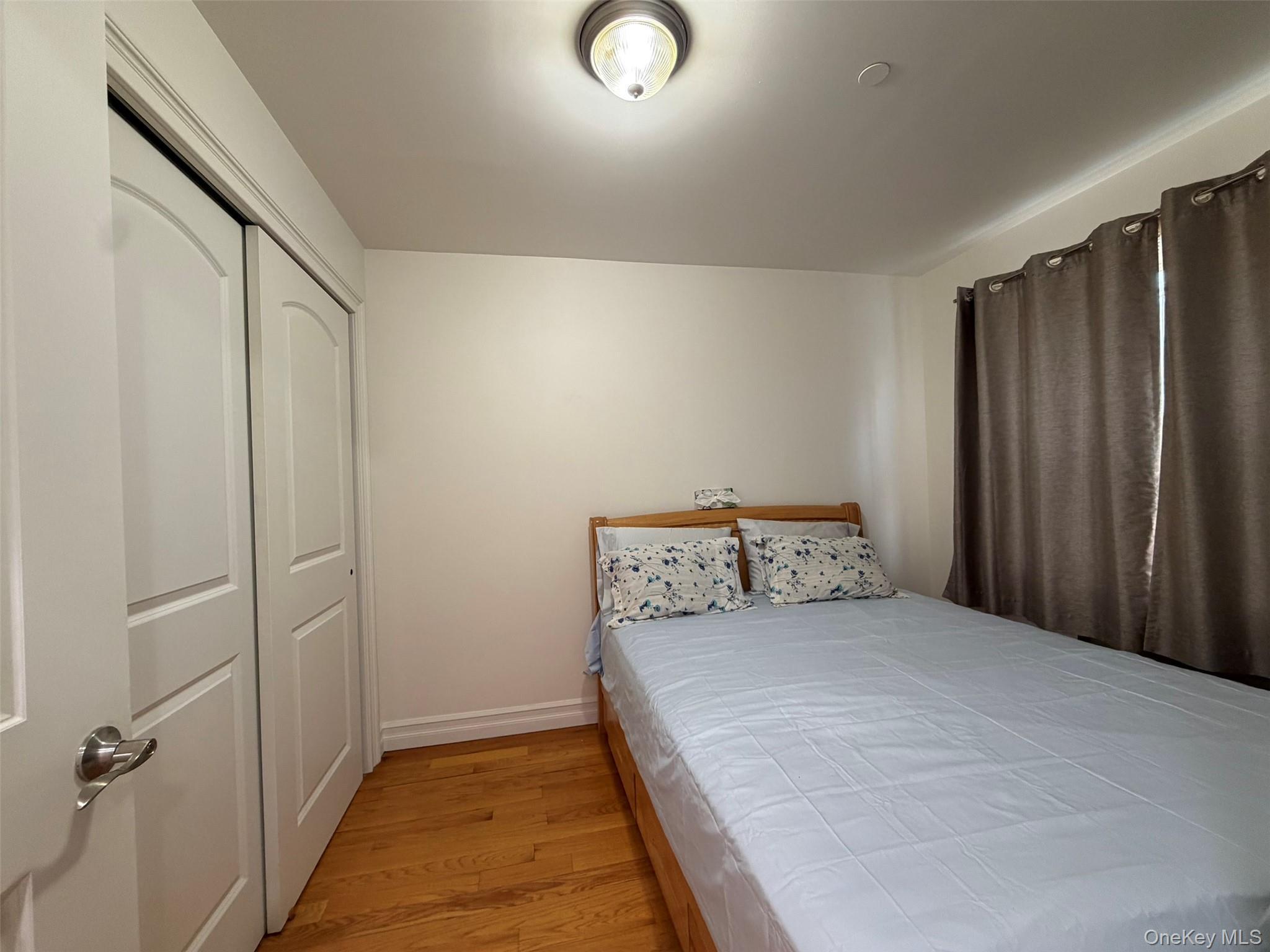 Condo 68th  Queens, NY 11377, MLS-970350-6