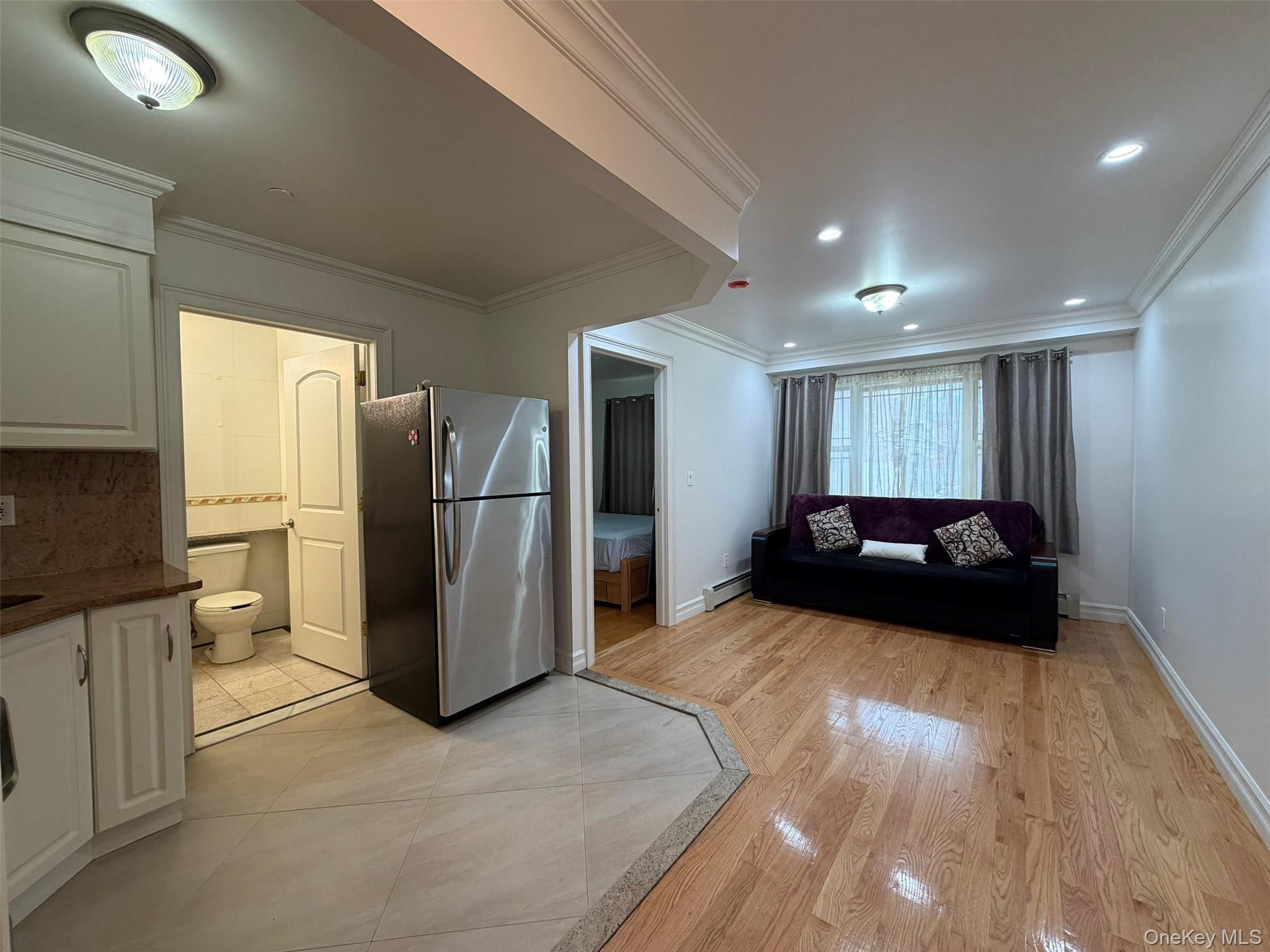 Condo 68th  Queens, NY 11377, MLS-970350-7