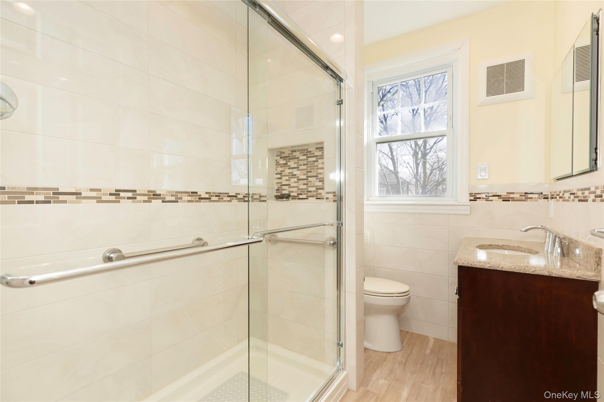 Single Family Marine Bronx, NY 10464, MLS-970360-13