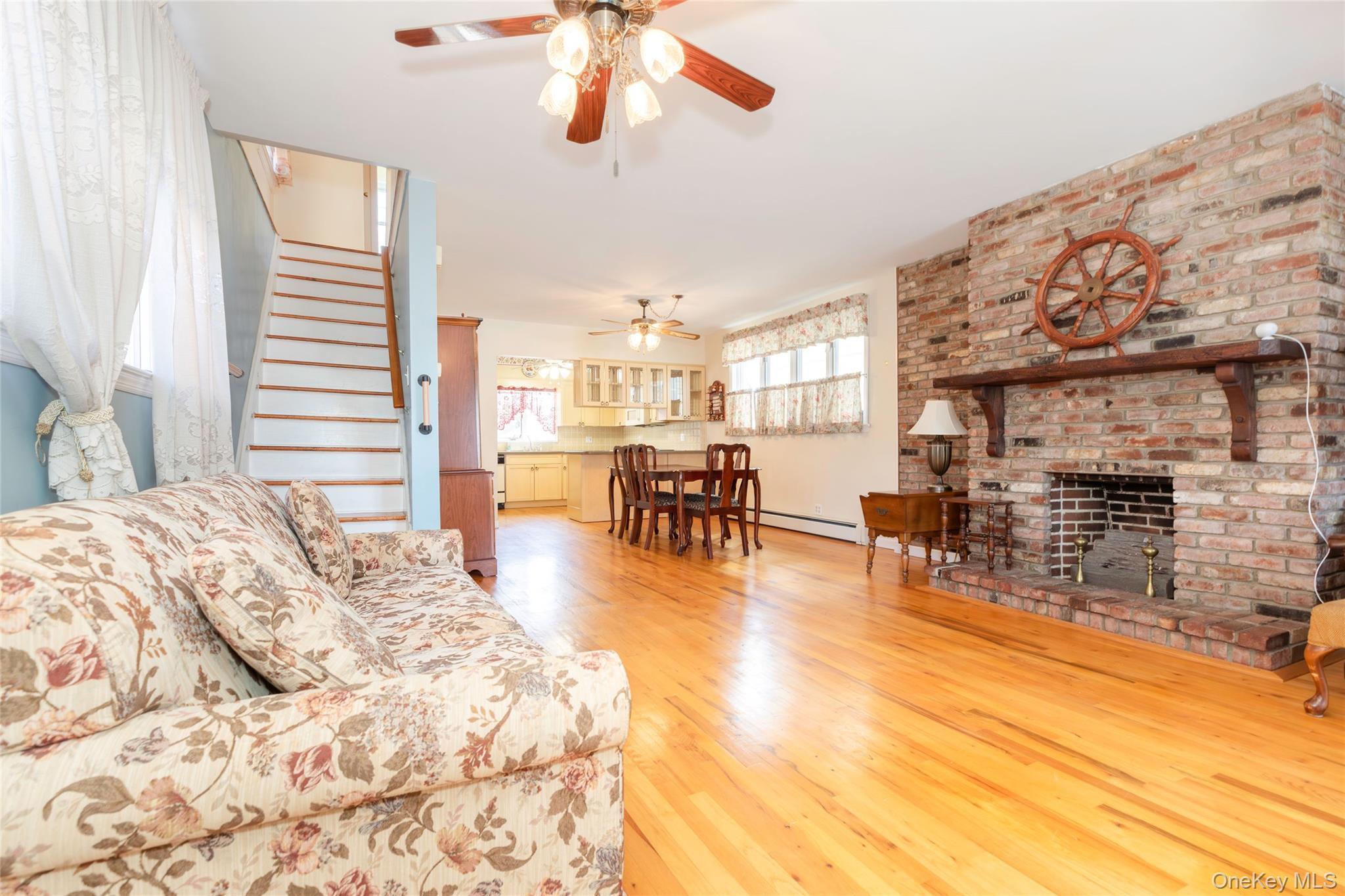 Single Family Marine Bronx, NY 10464, MLS-970360-3