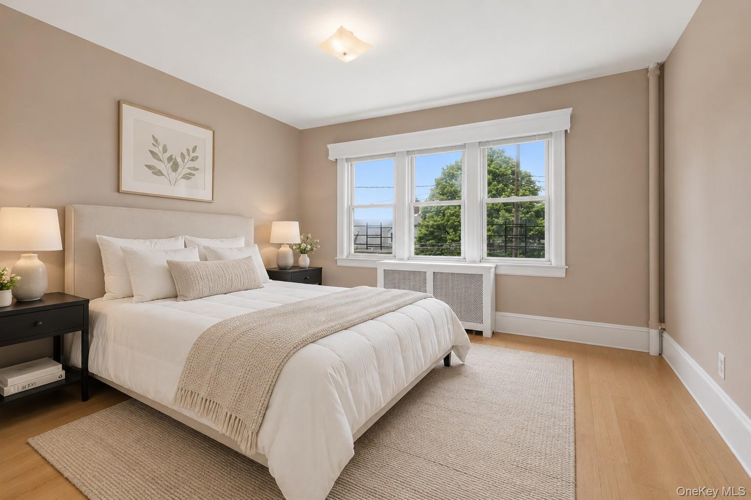 Single Family Hollywood Avenue Bronx, NY 10461, MLS-970366-15