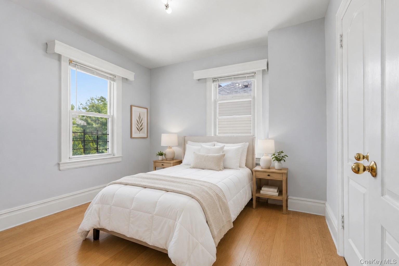 Single Family Hollywood Avenue Bronx, NY 10461, MLS-970366-21