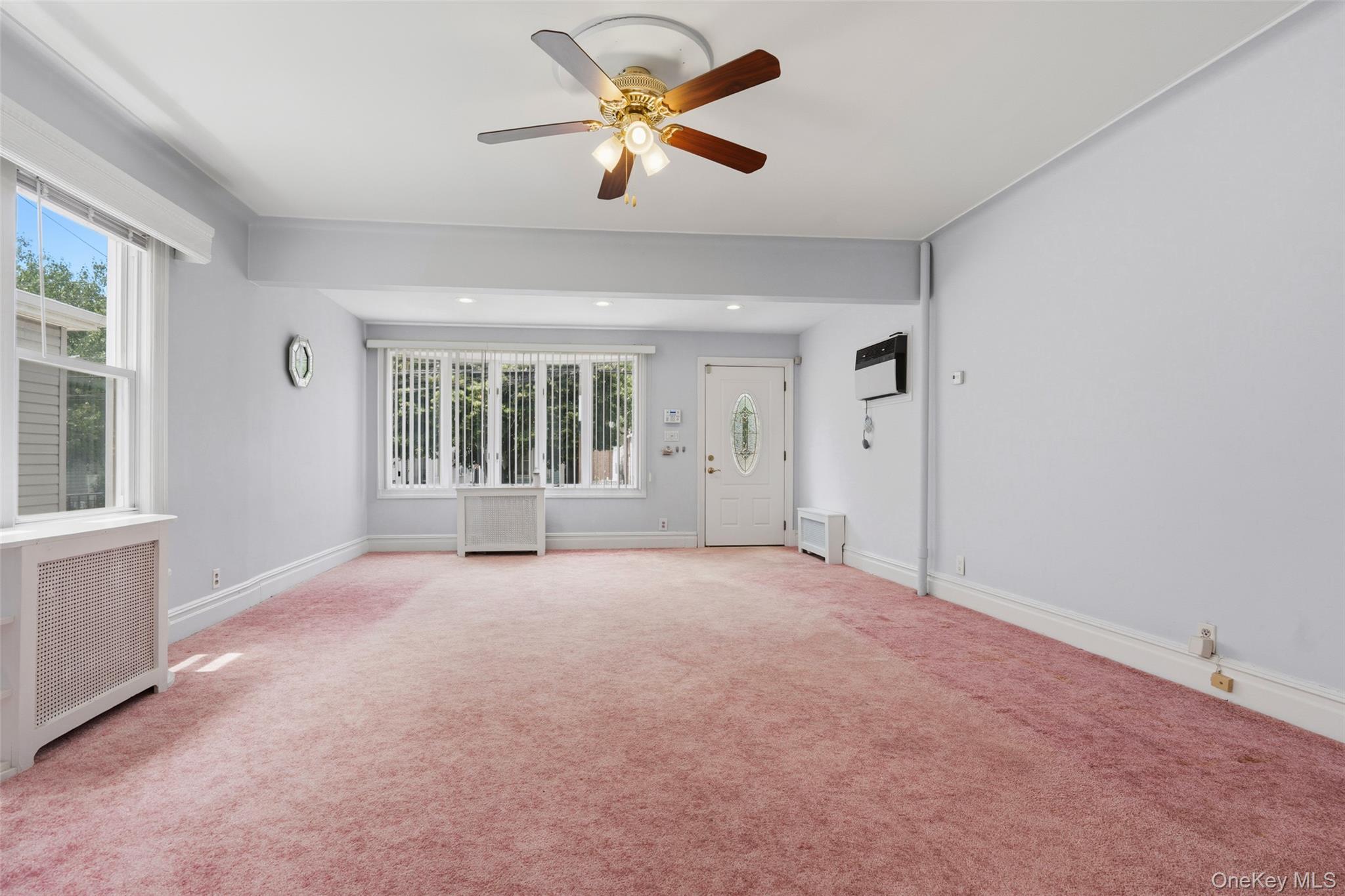 Single Family Hollywood Avenue Bronx, NY 10461, MLS-970366-3