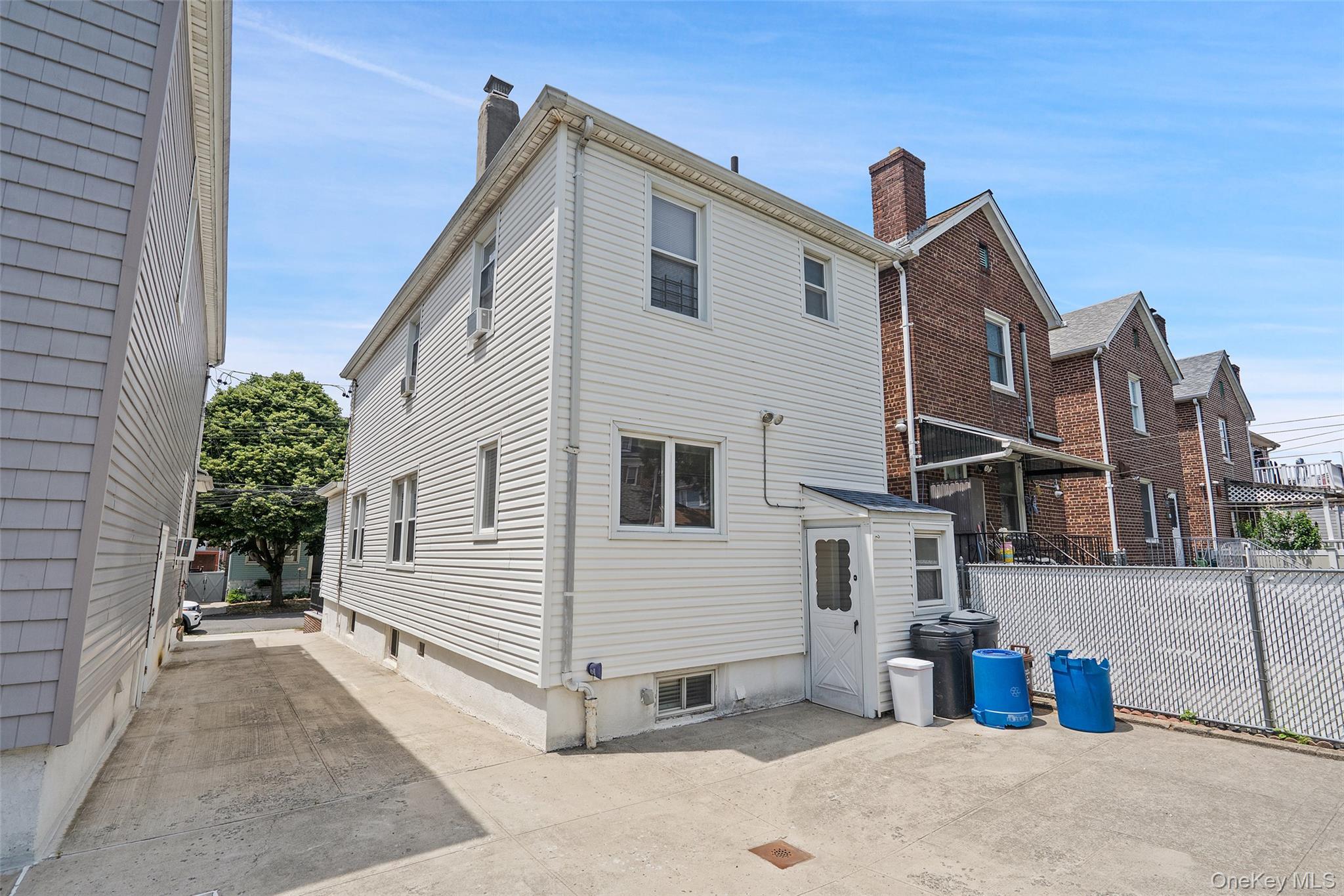 Single Family Hollywood Avenue Bronx, NY 10461, MLS-970366-31