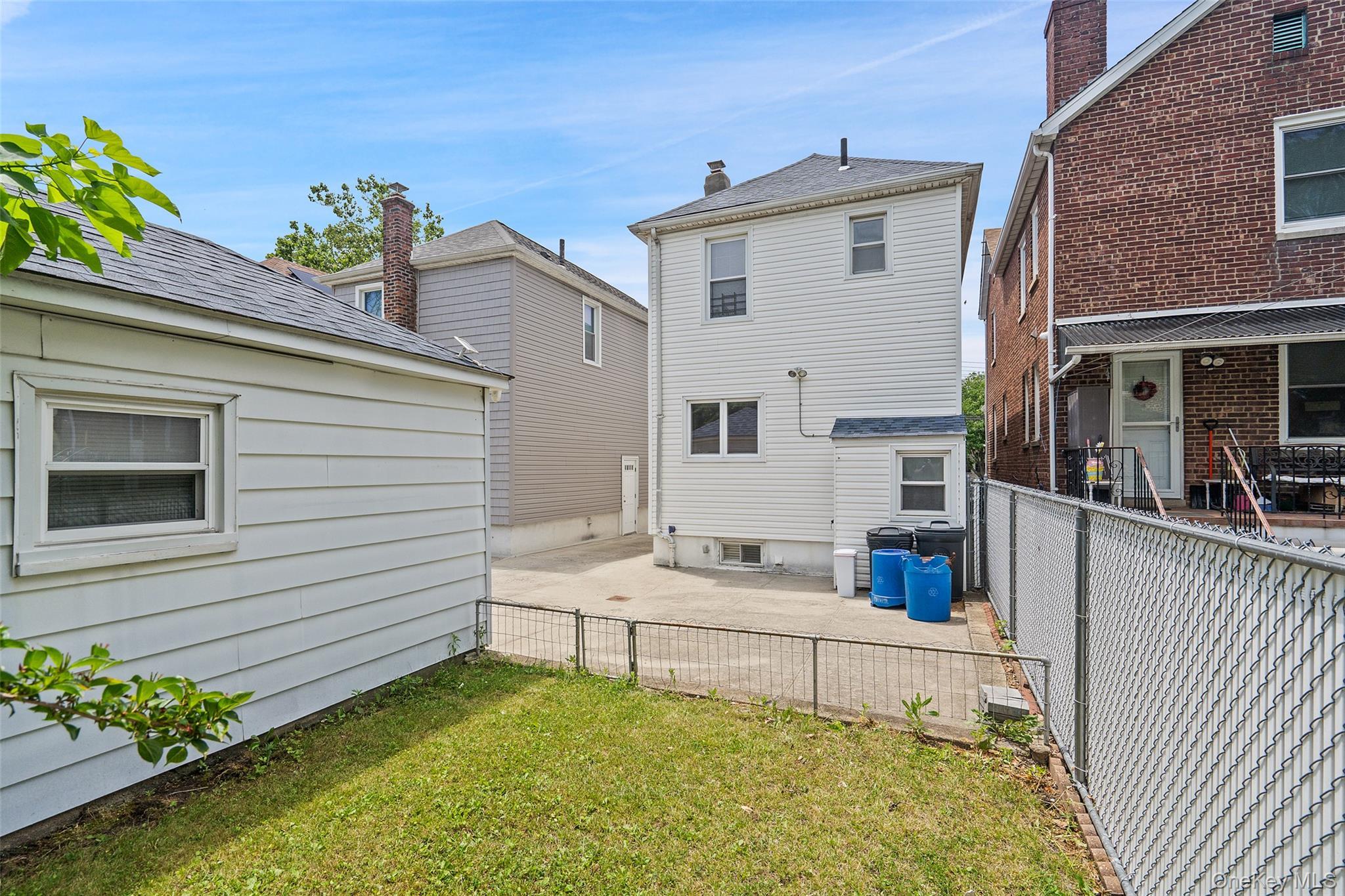 Single Family Hollywood Avenue Bronx, NY 10461, MLS-970366-32