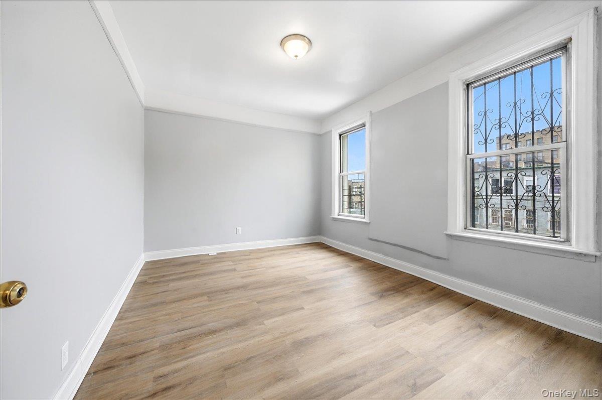 Single Family Holland  Bronx, NY 10467, MLS-970381-11