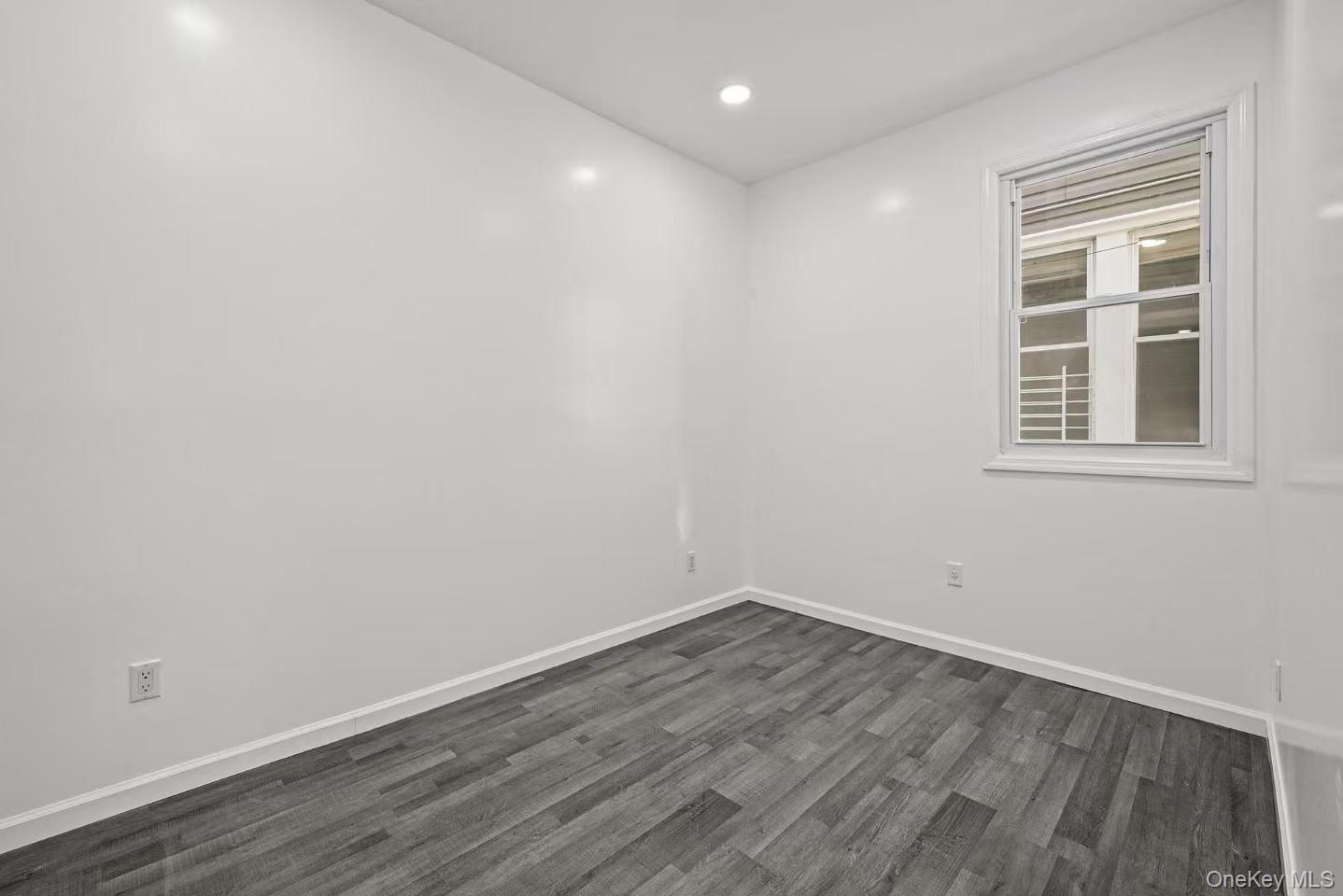 Single Family 120th Queens, NY 11356, MLS-970402-10