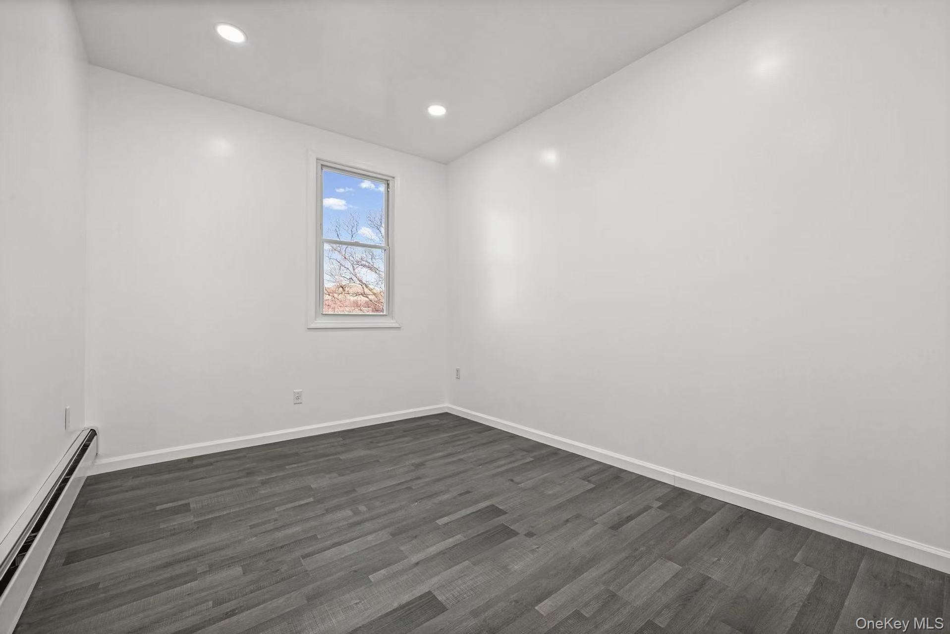 Single Family 120th Queens, NY 11356, MLS-970402-20