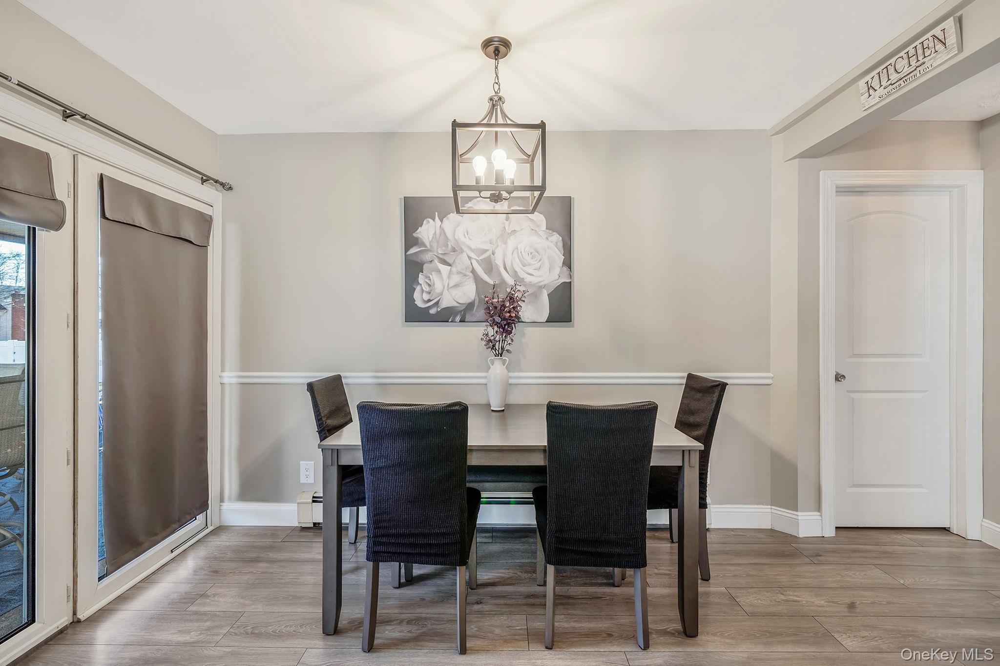 Single Family Market Suffolk County, NY 11951, MLS-970414-11