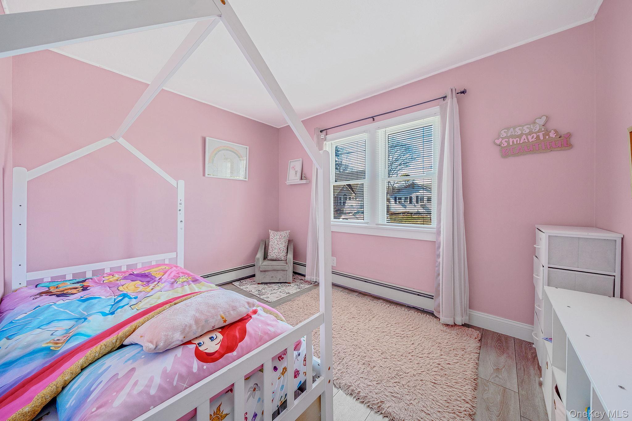 Single Family Market Suffolk County, NY 11951, MLS-970414-18