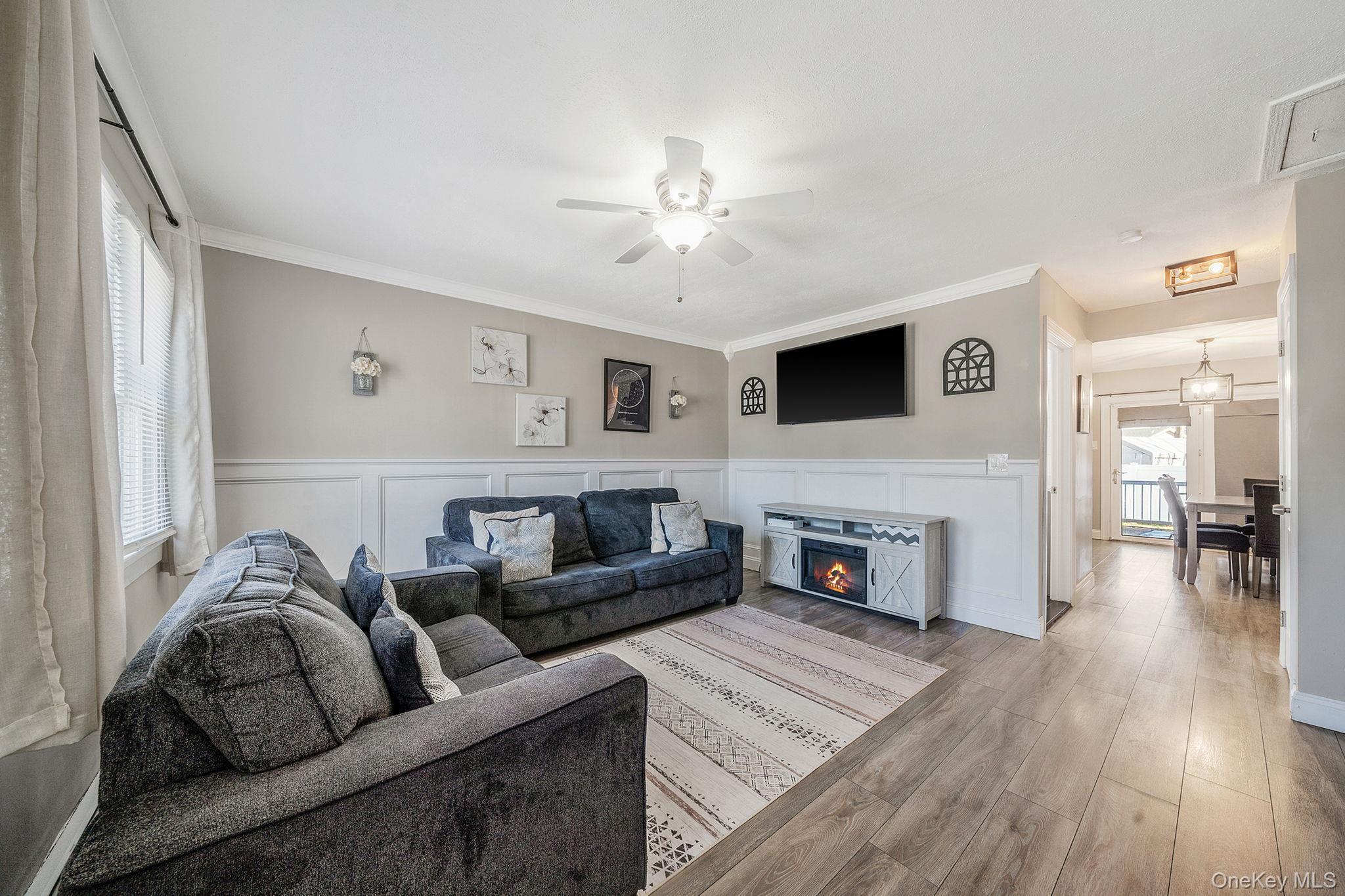 Single Family Market Suffolk County, NY 11951, MLS-970414-5