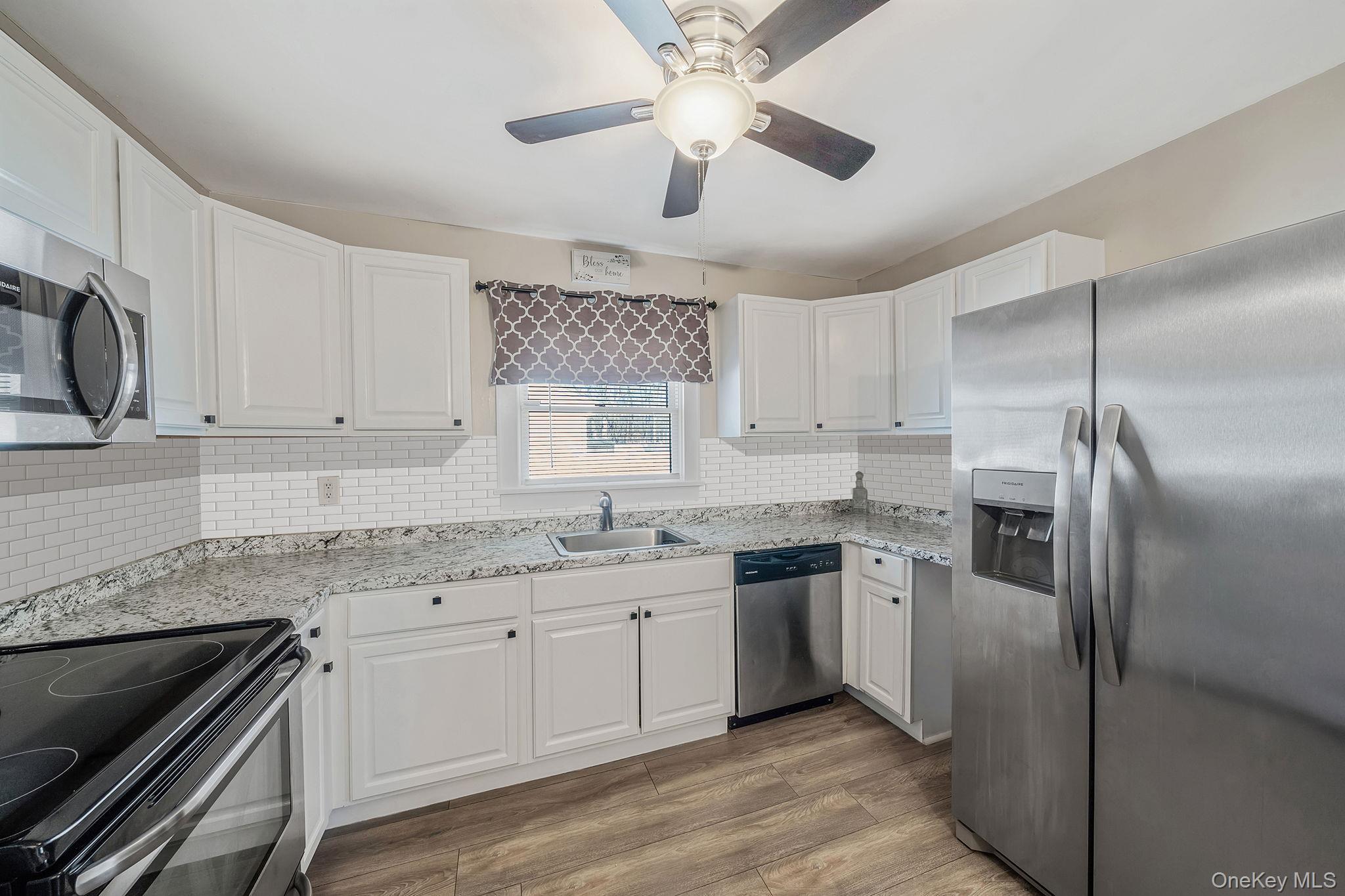 Single Family Market Suffolk County, NY 11951, MLS-970414-9